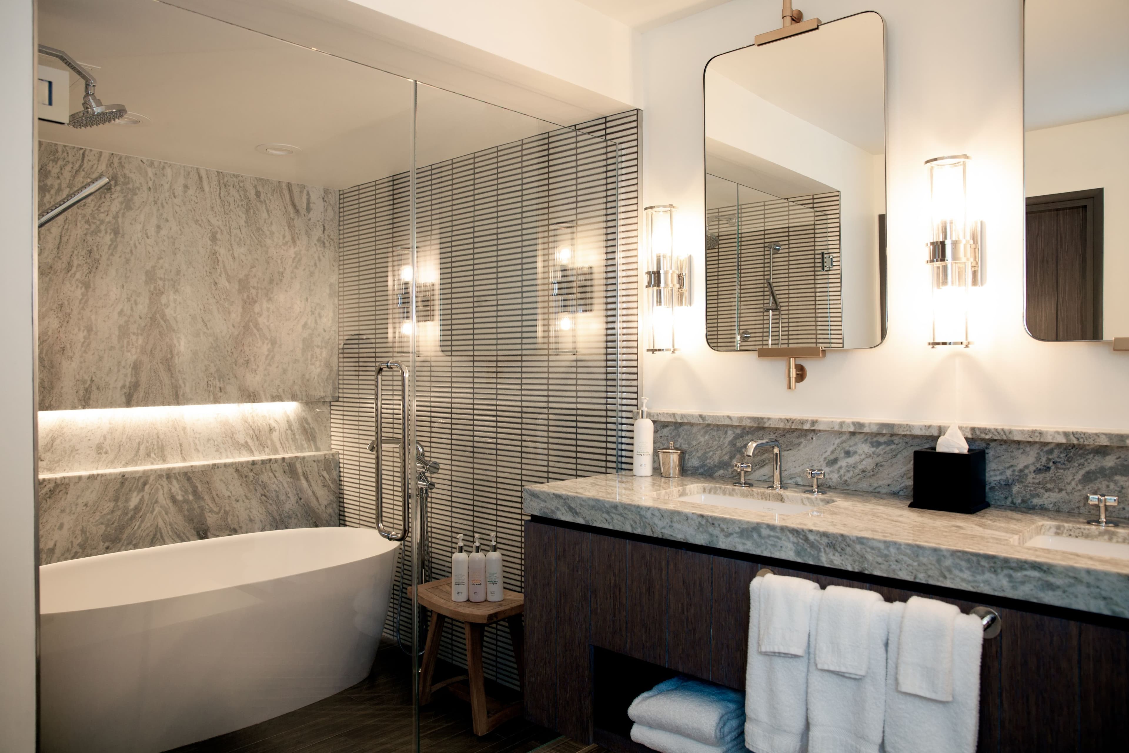 Kimpton RiverPlace Hotel — 44