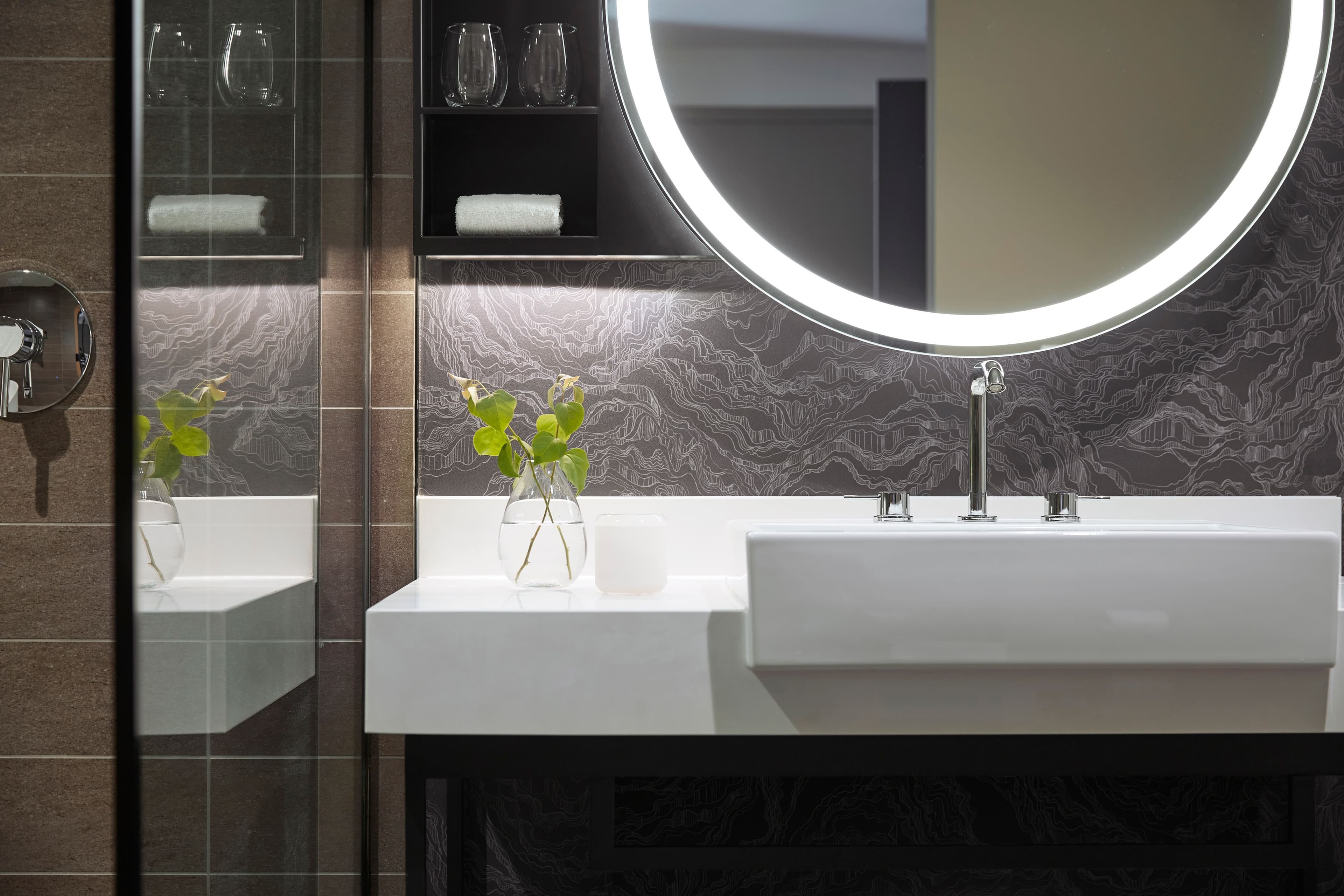 Kimpton Sawyer Hotel — 90