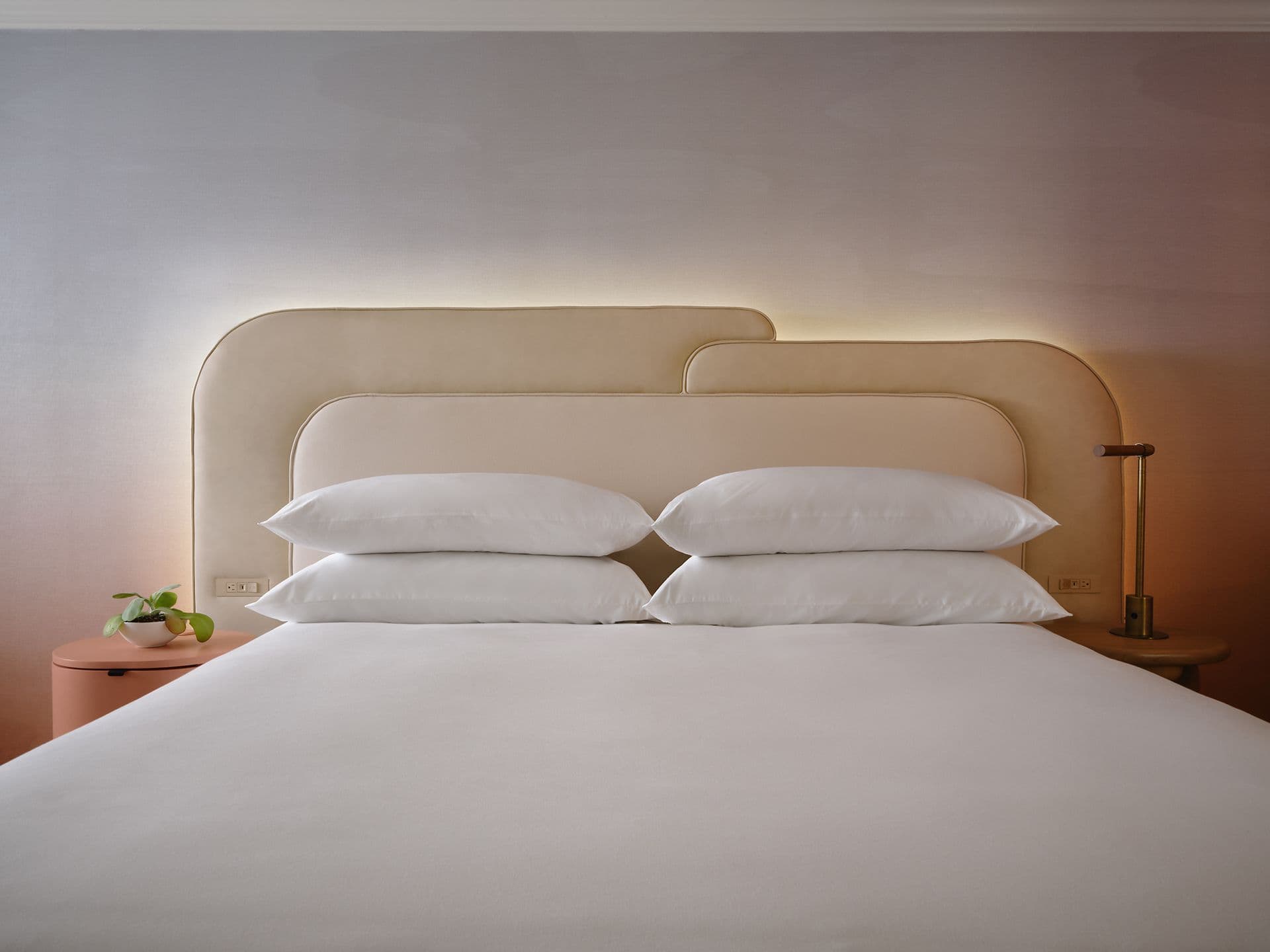 Kimpton Miralina Resort and Villas - Image 2