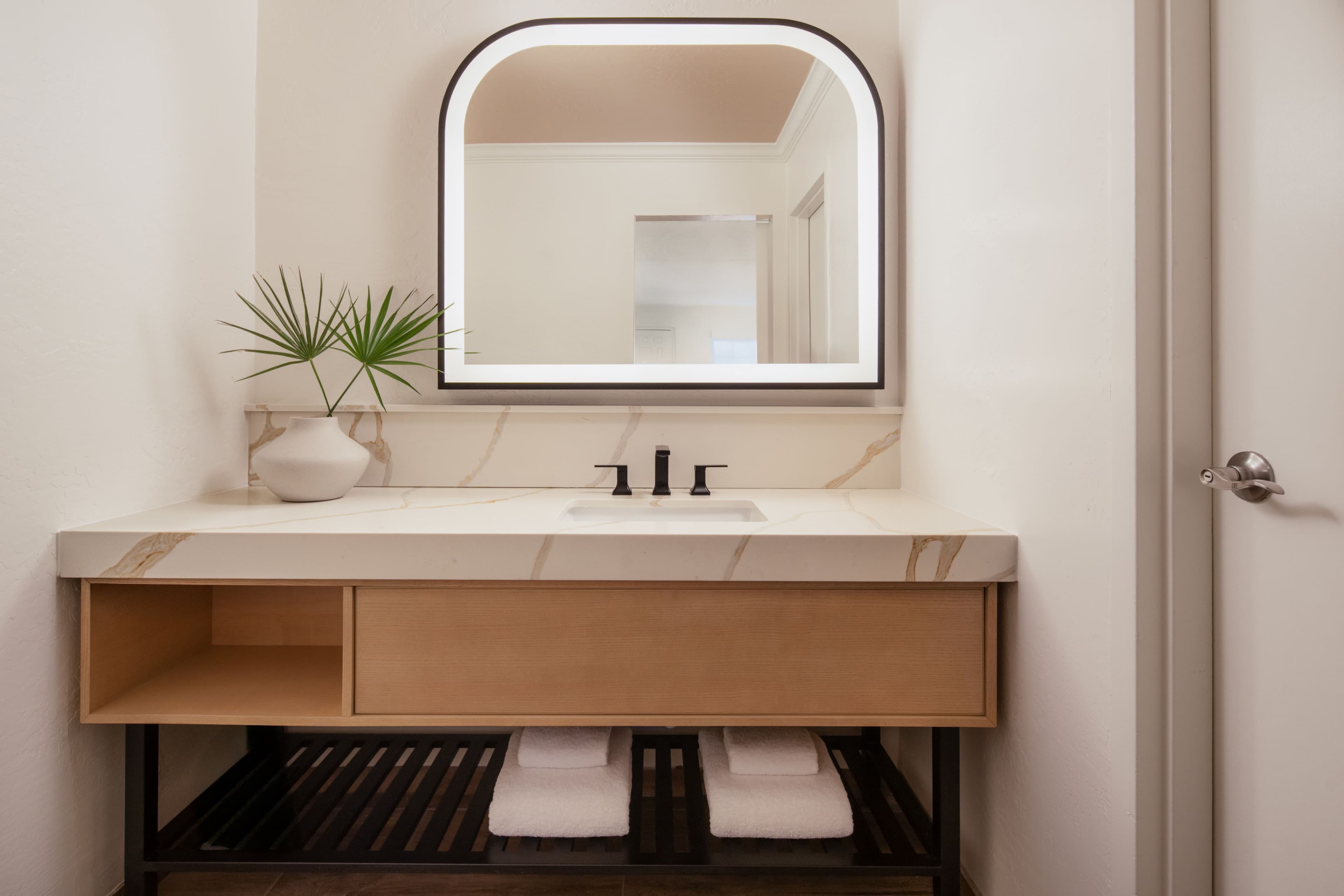 Kimpton Miralina Resort and Villas — 15