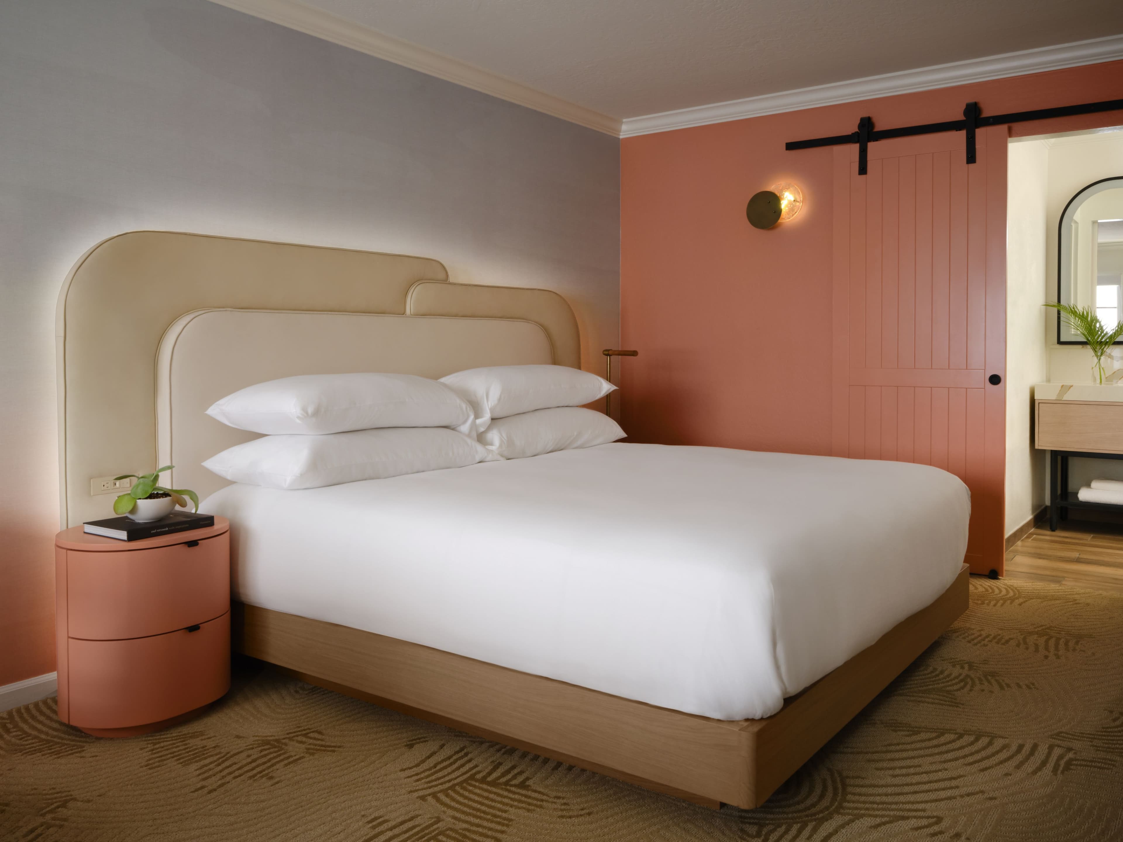 Kimpton Miralina Resort and Villas - Image 3