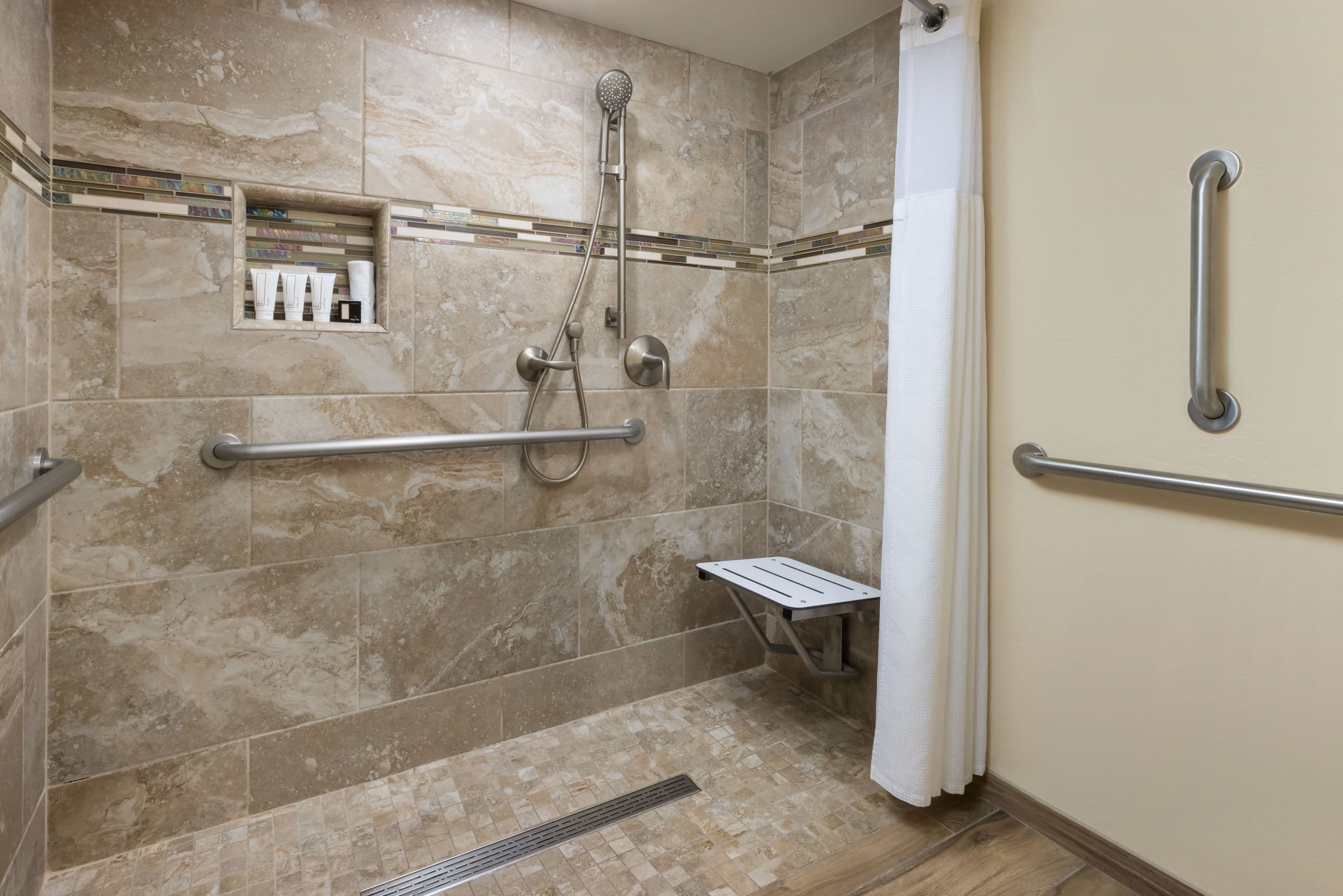 Kimpton Miralina Resort and Villas — 14