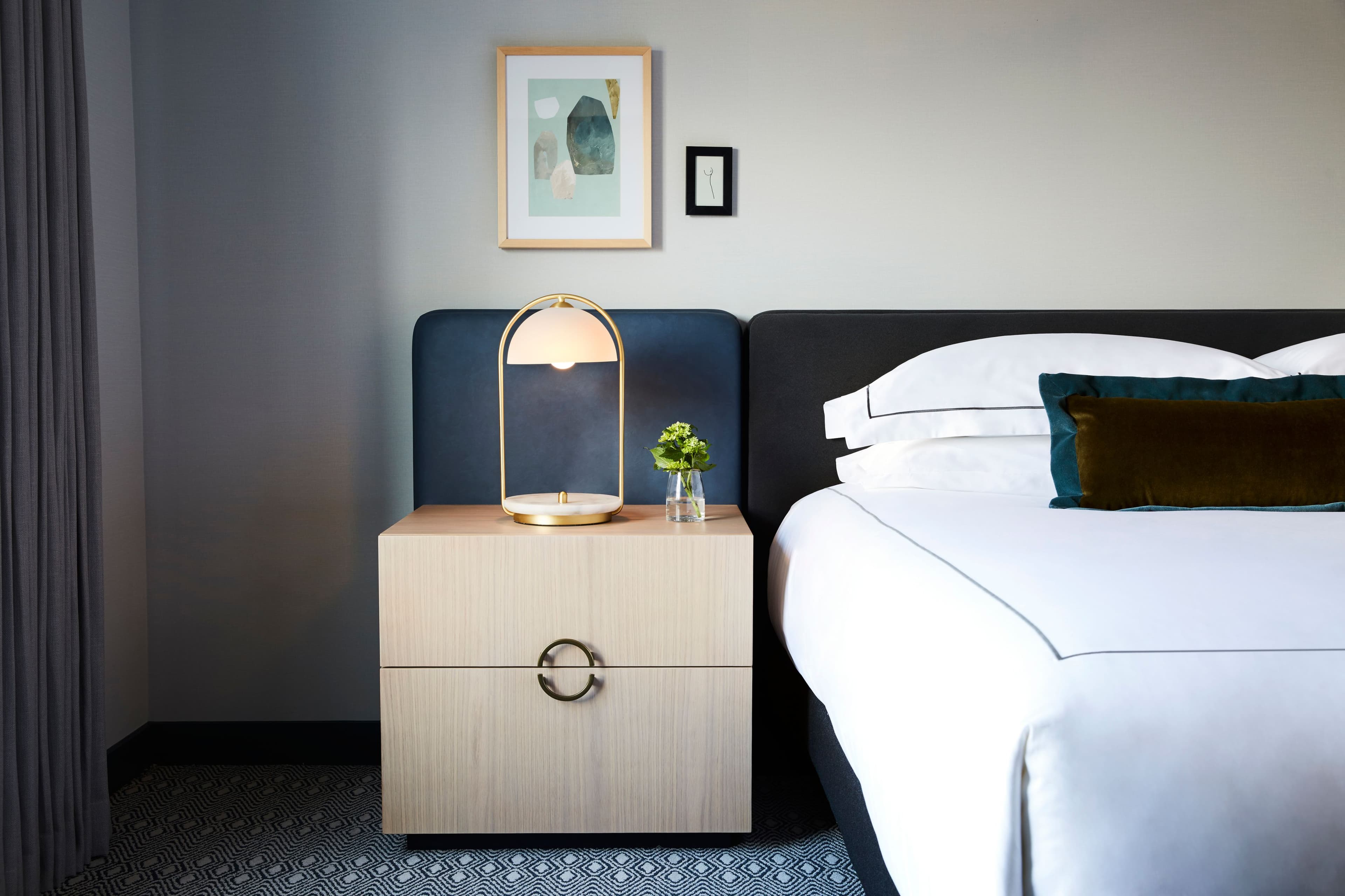 Kimpton Saint George Hotel - Image 2
