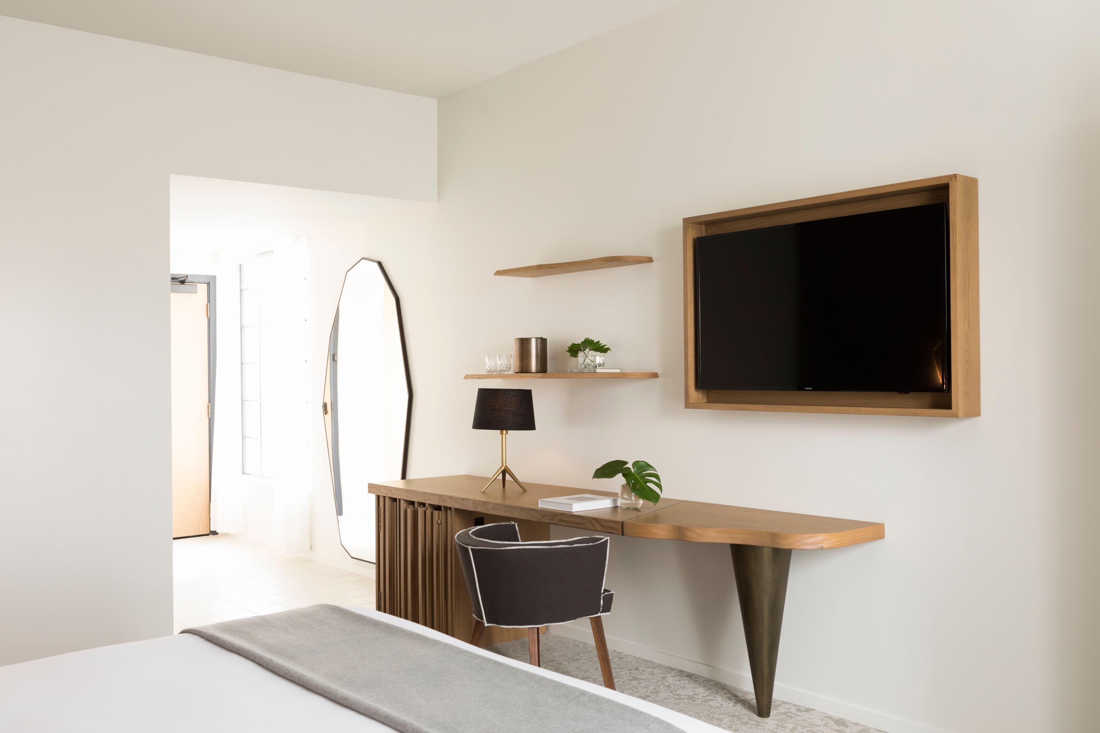 Kimpton La Peer Hotel — 7