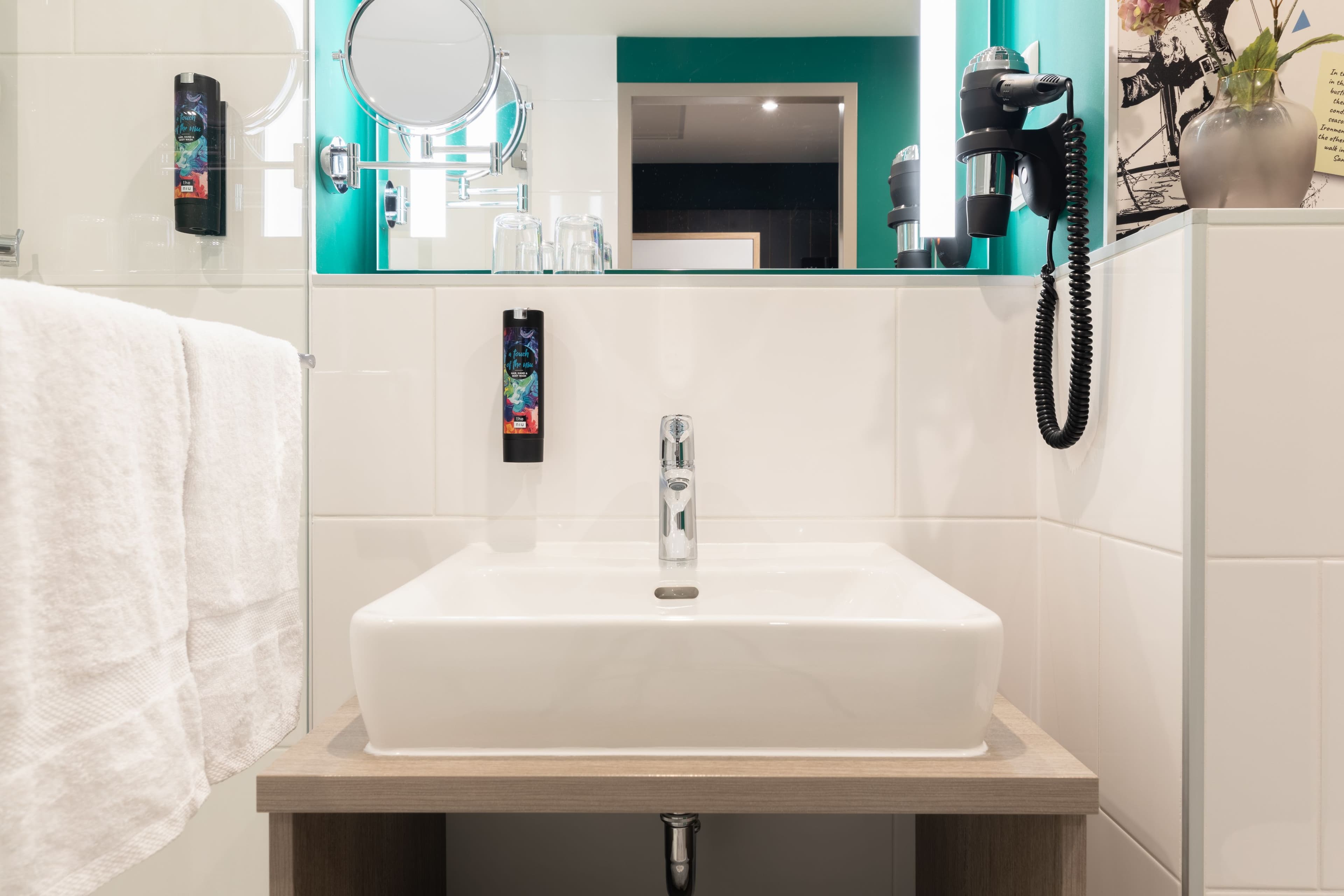 Standard Room - Image 9