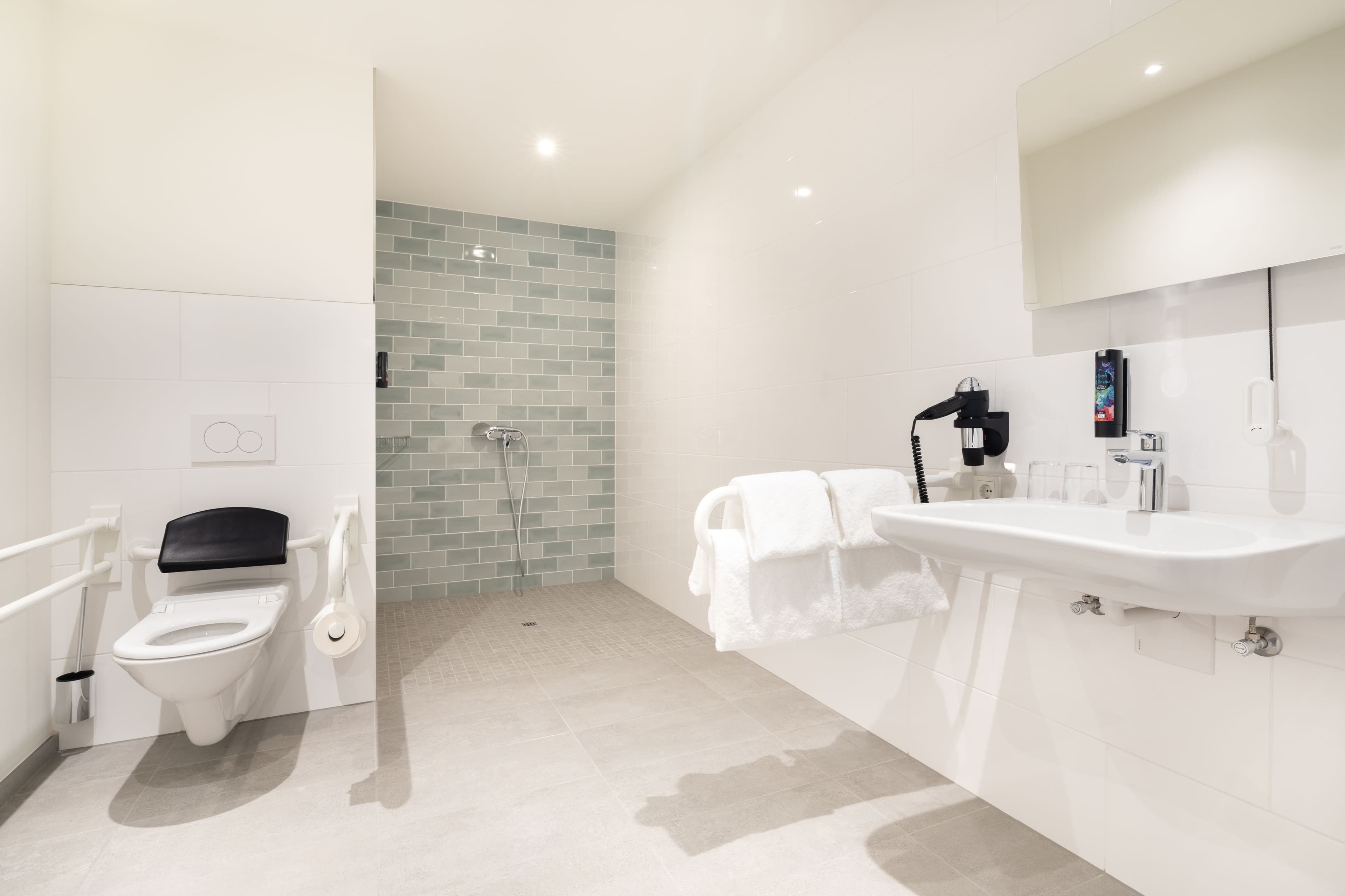 Holiday Inn - the niu, Flower Konstanz — 16