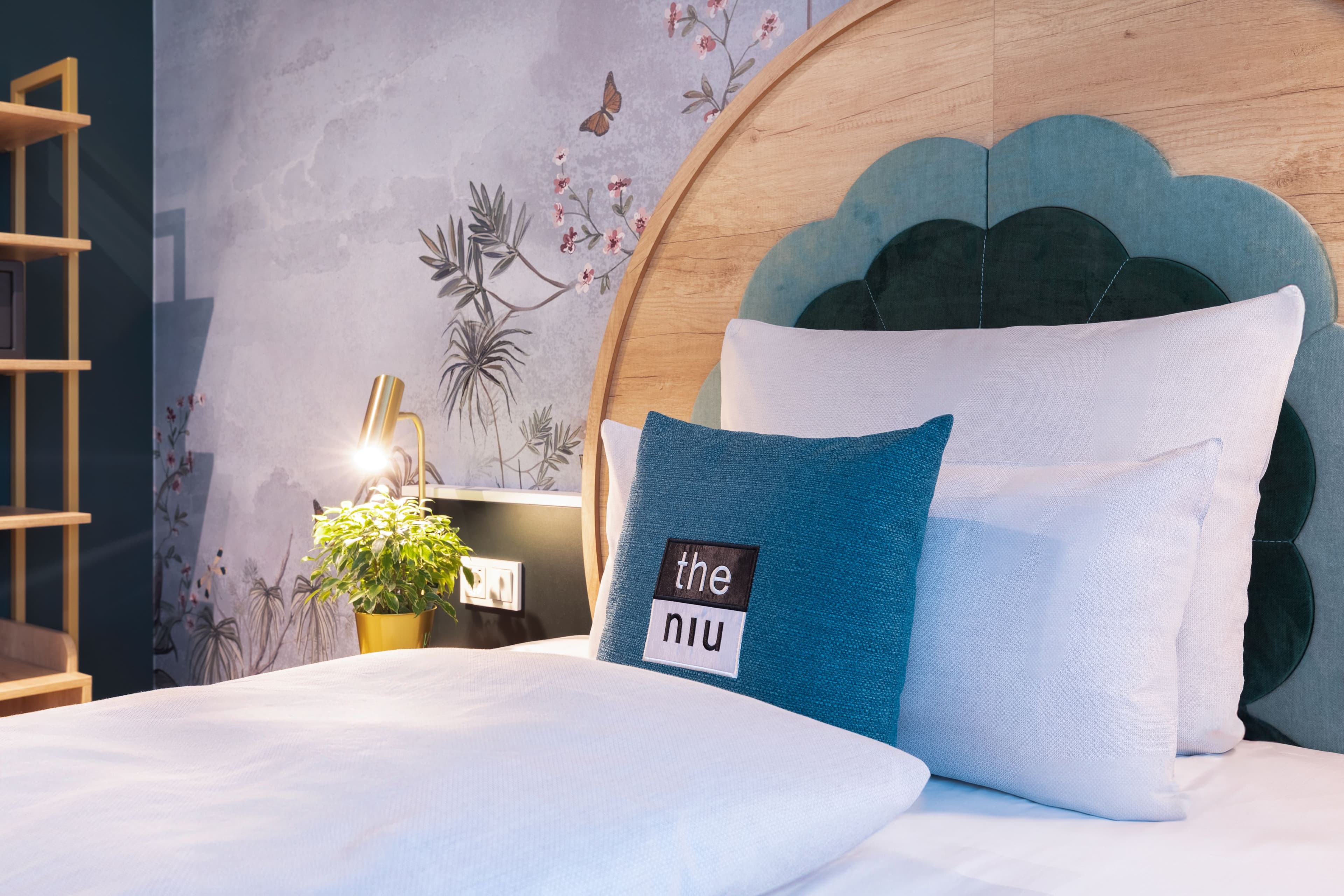 Holiday Inn - the niu, Flower Konstanz — 32