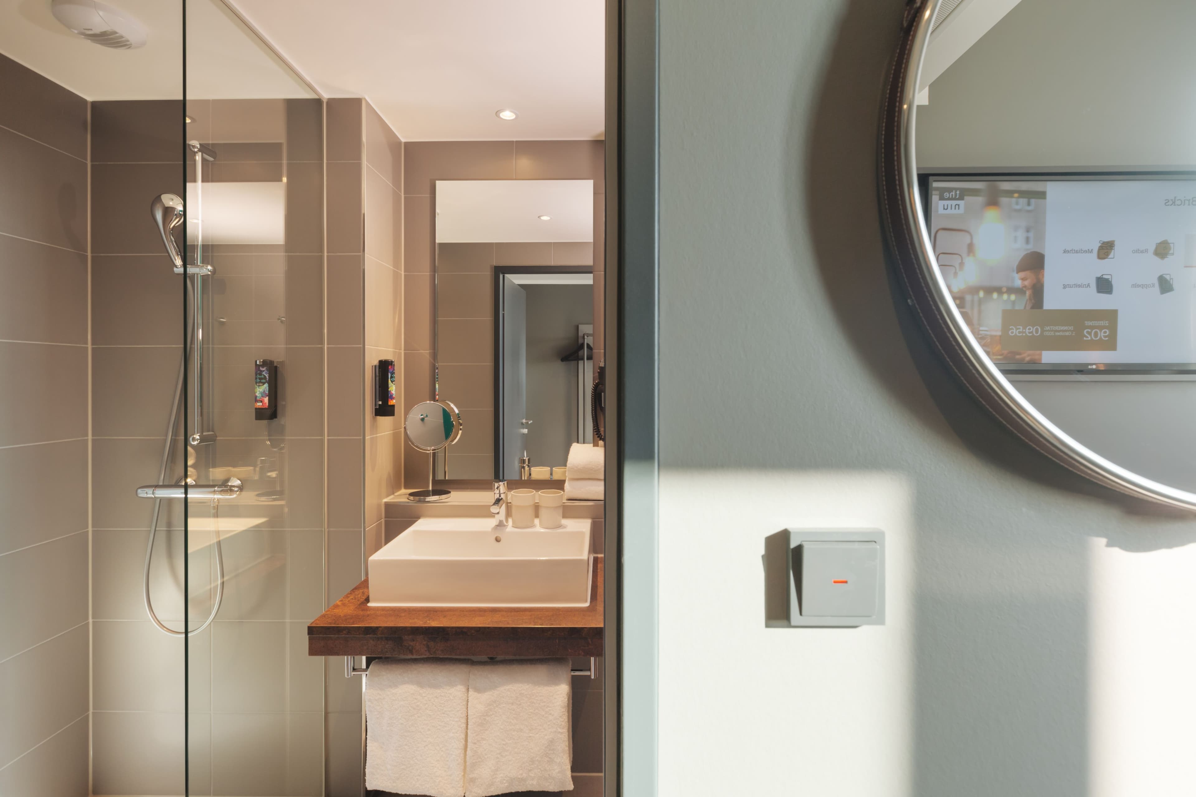 Holiday Inn - the niu, Bricks Hamburg Eppendorf — 3