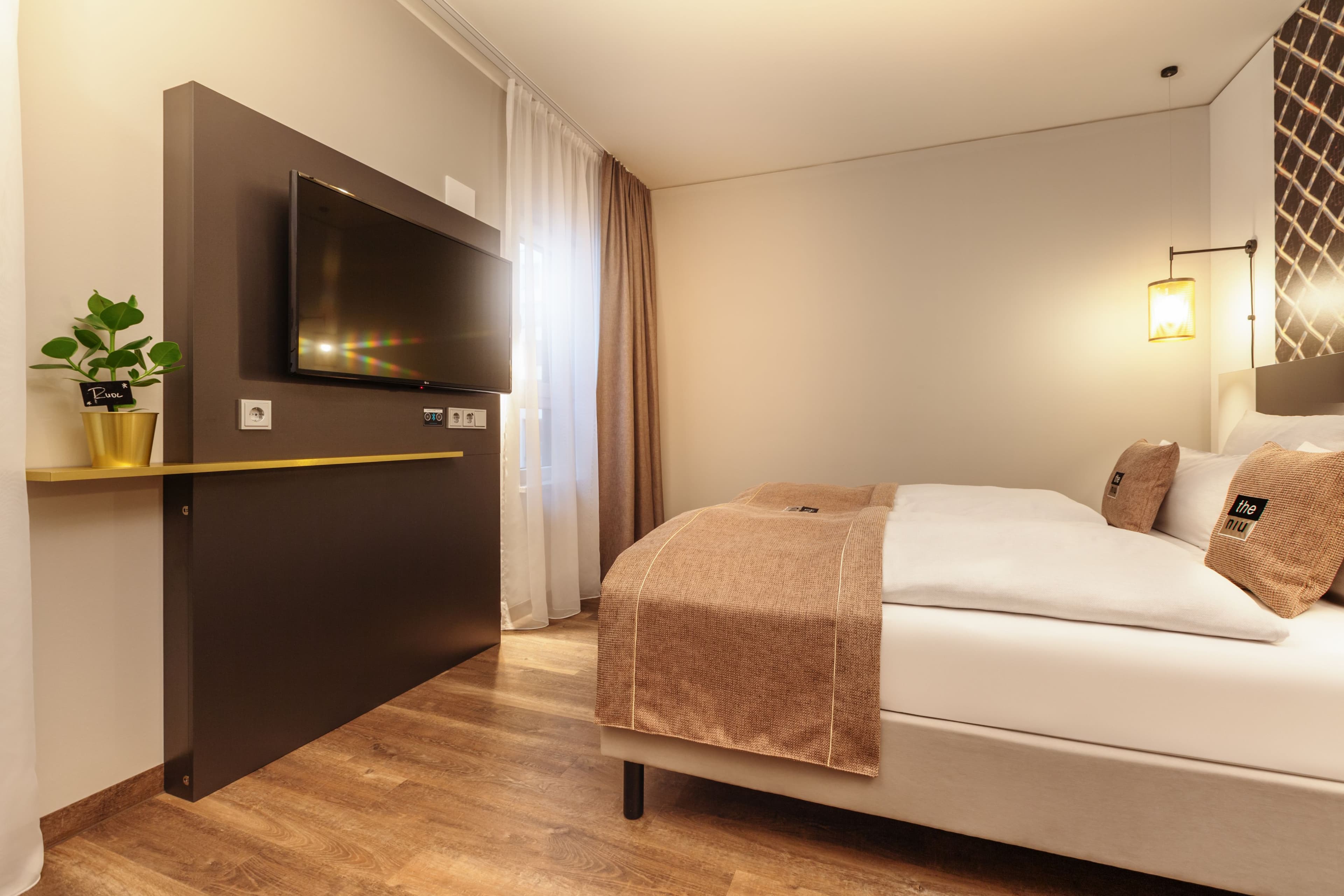 Holiday Inn - the niu, Mesh Stuttgart Messe — 8