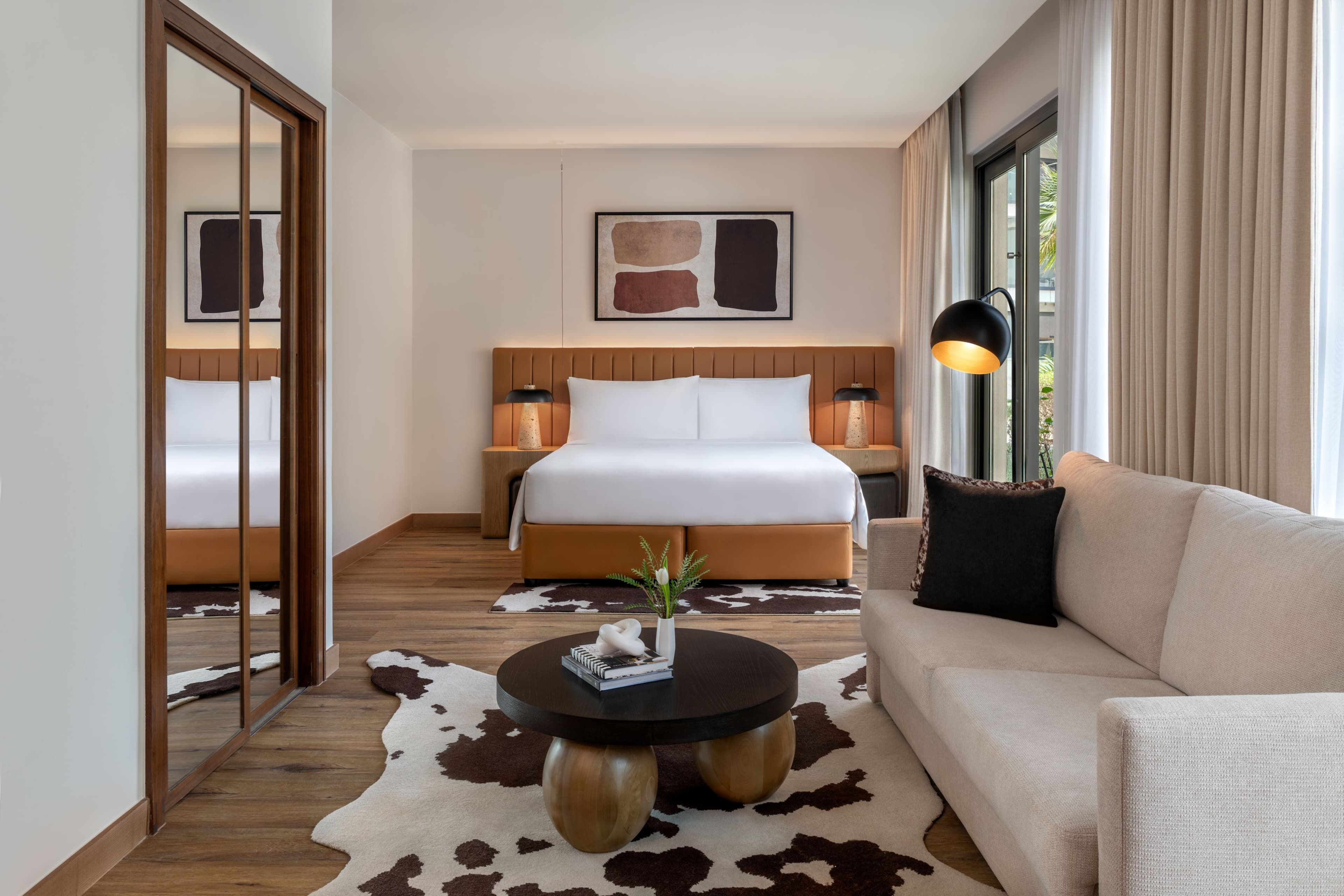 Staybridge Suites Abu Dhabi - Yas Island — 16