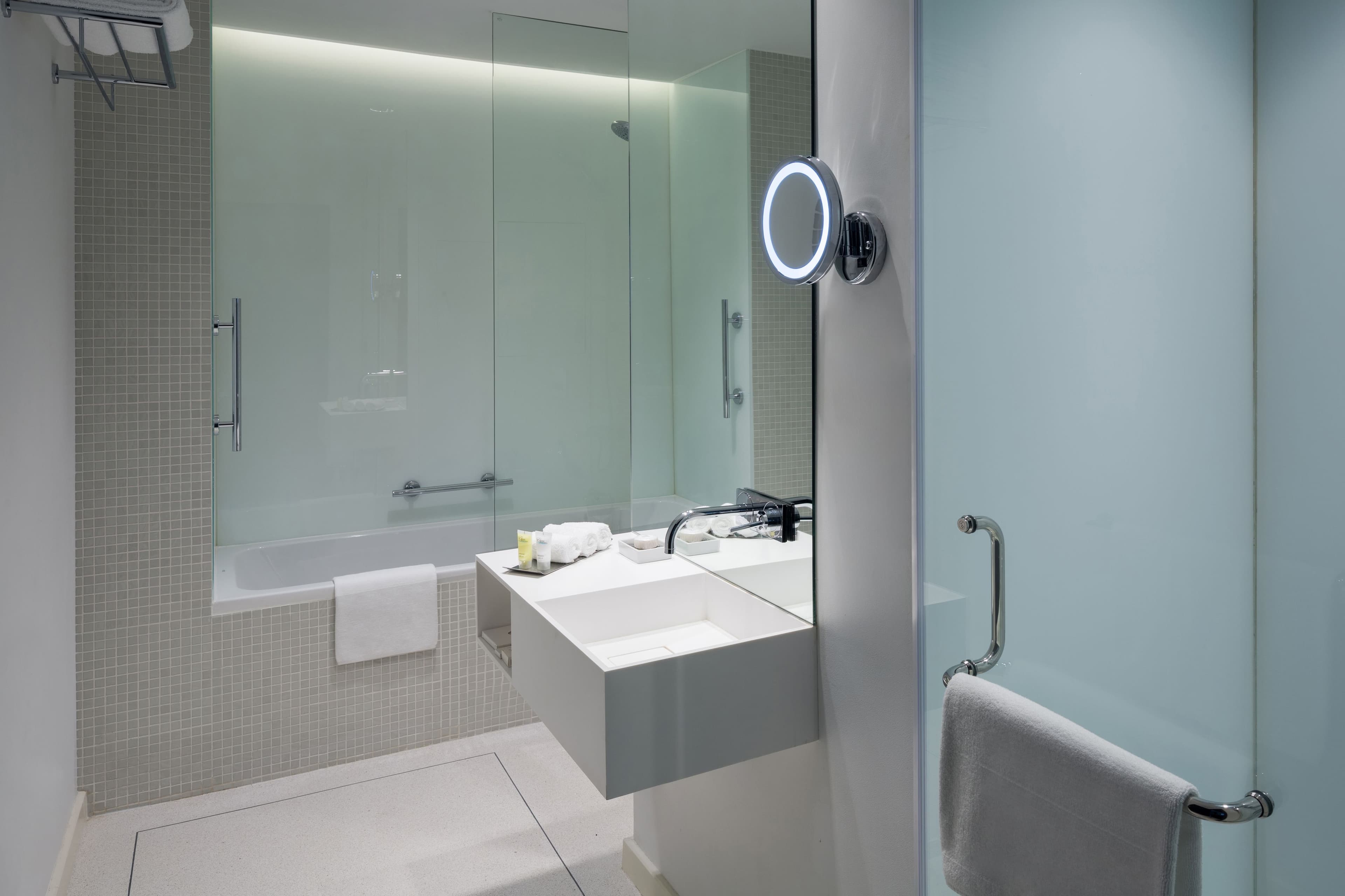 Staybridge Suites Al Khobar — 19