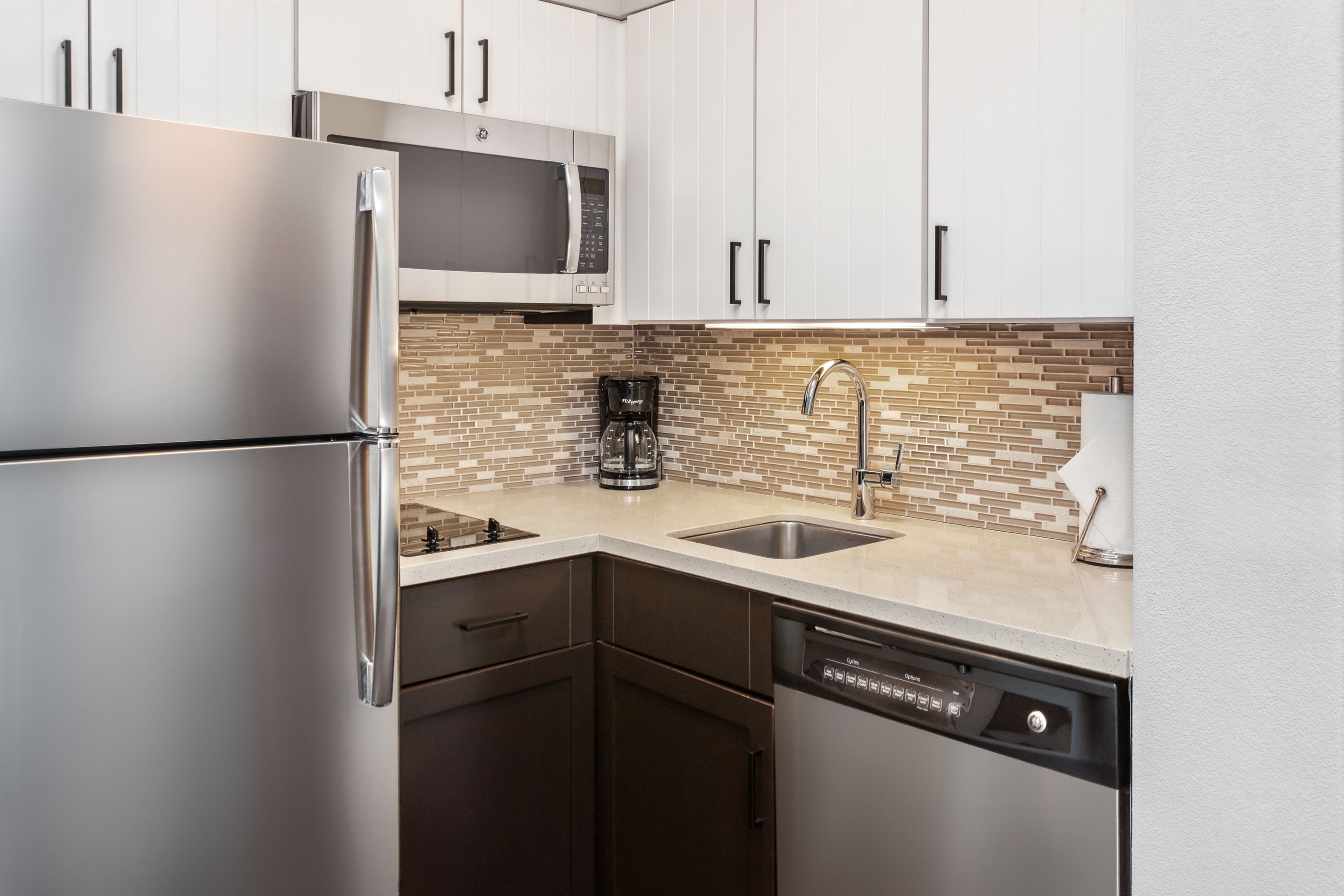 Staybridge Suites Albany Wolf Rd-Colonie Center - Image 5
