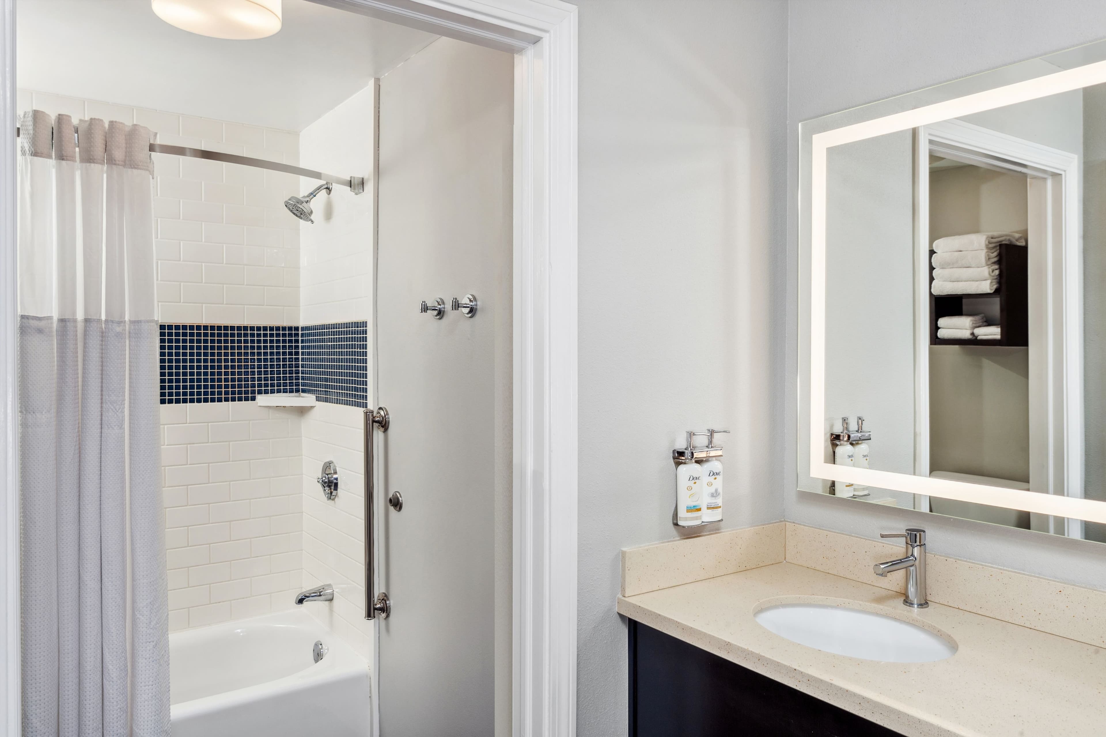 Staybridge Suites Albany Wolf Rd-Colonie Center — 15
