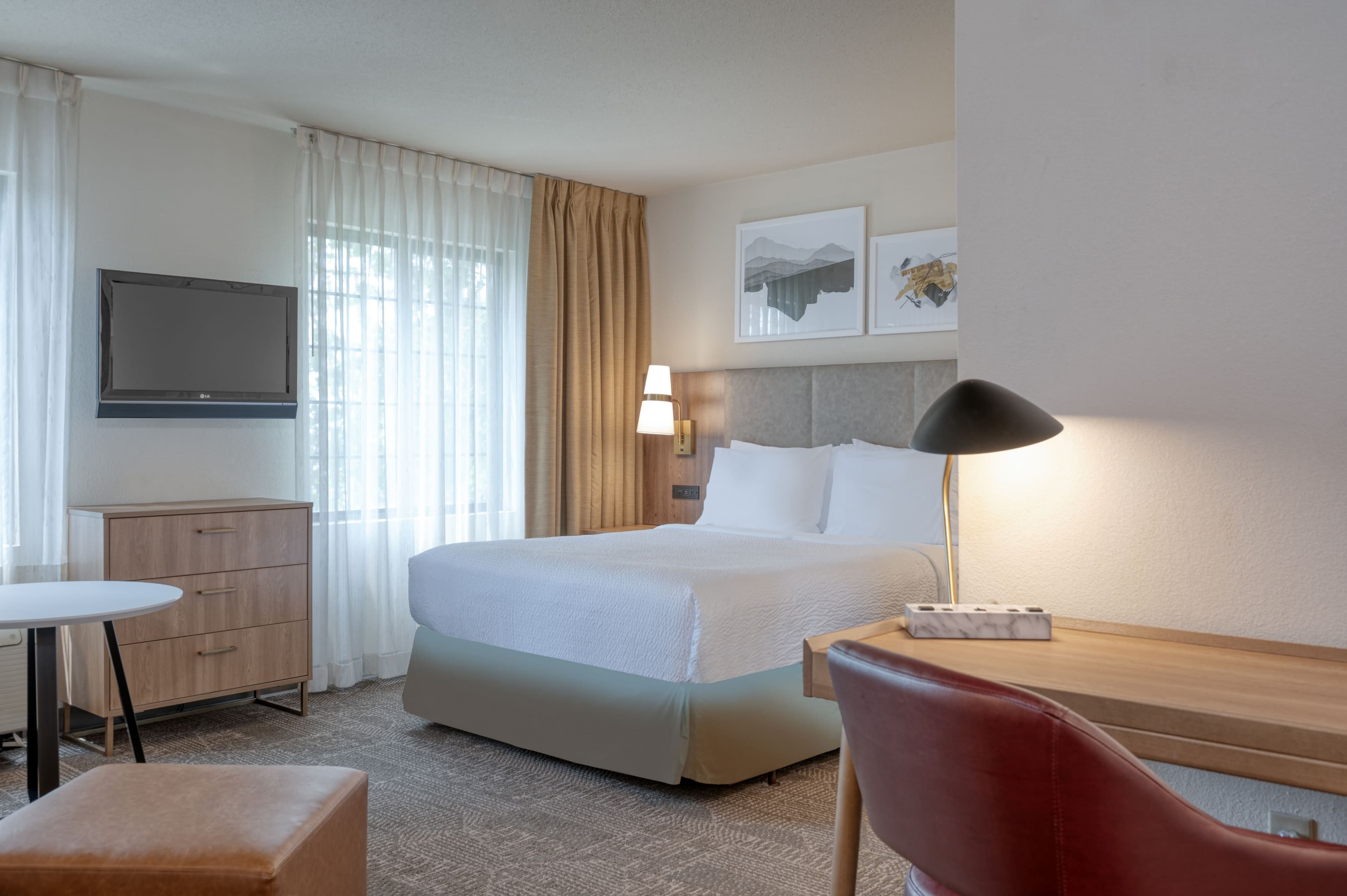 Staybridge Suites Allentown Bethlehem Airport - Image 4