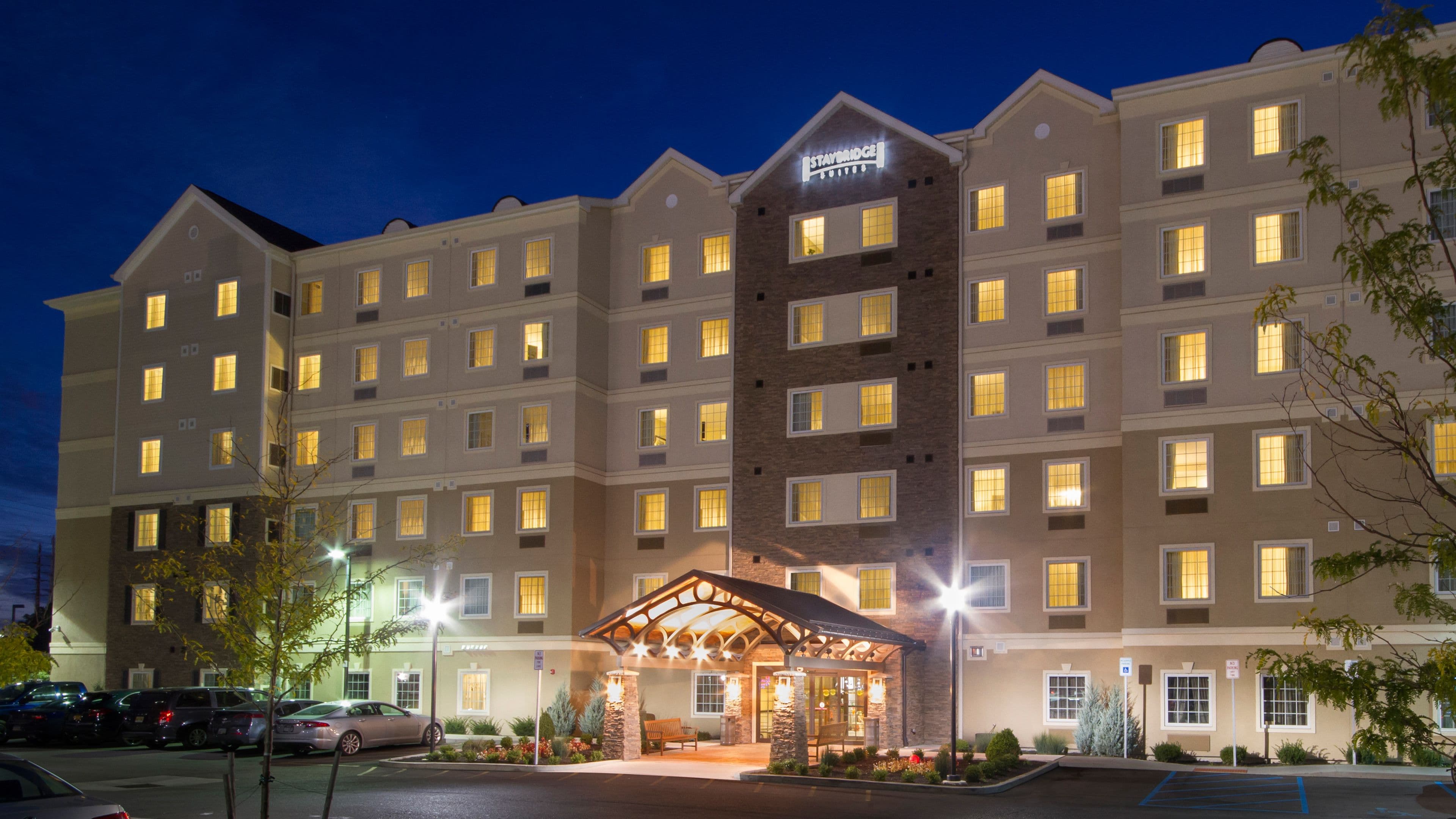 Staybridge Suites Buffalo-Amherst - Image 1