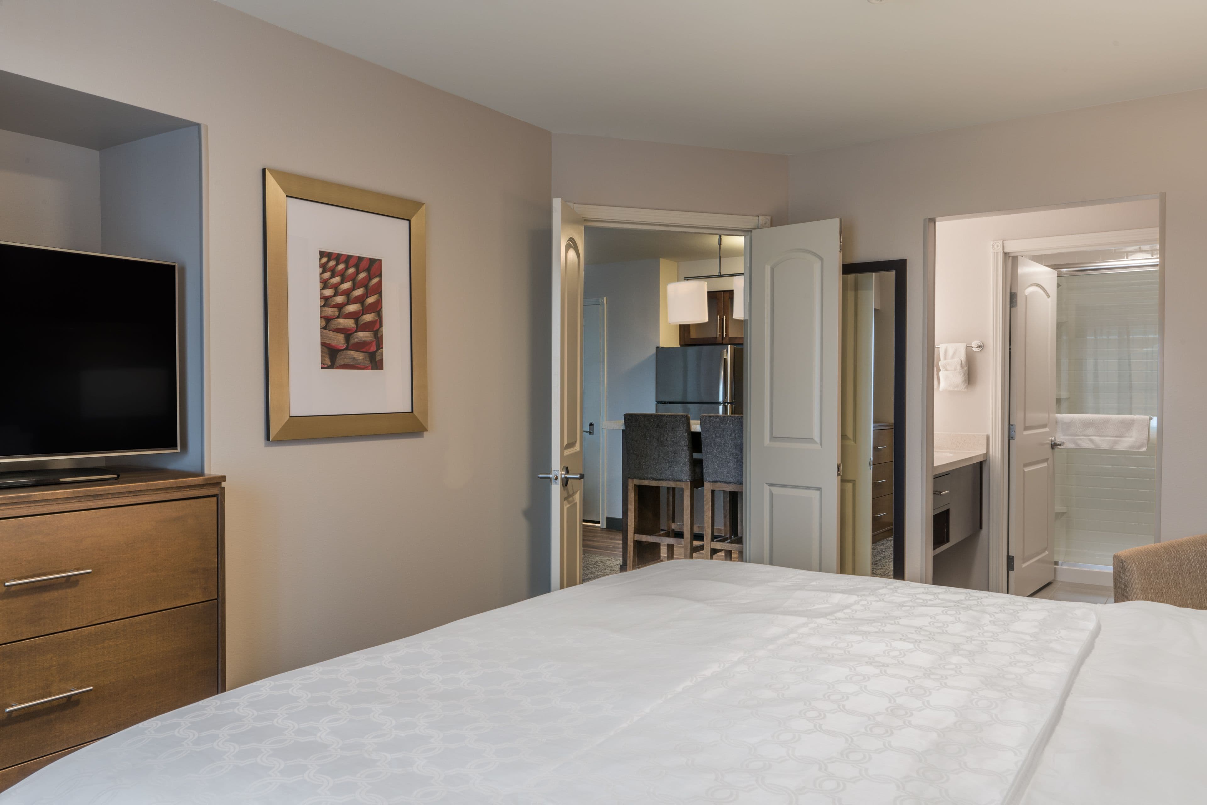 Staybridge Suites Anchorage - Image 5