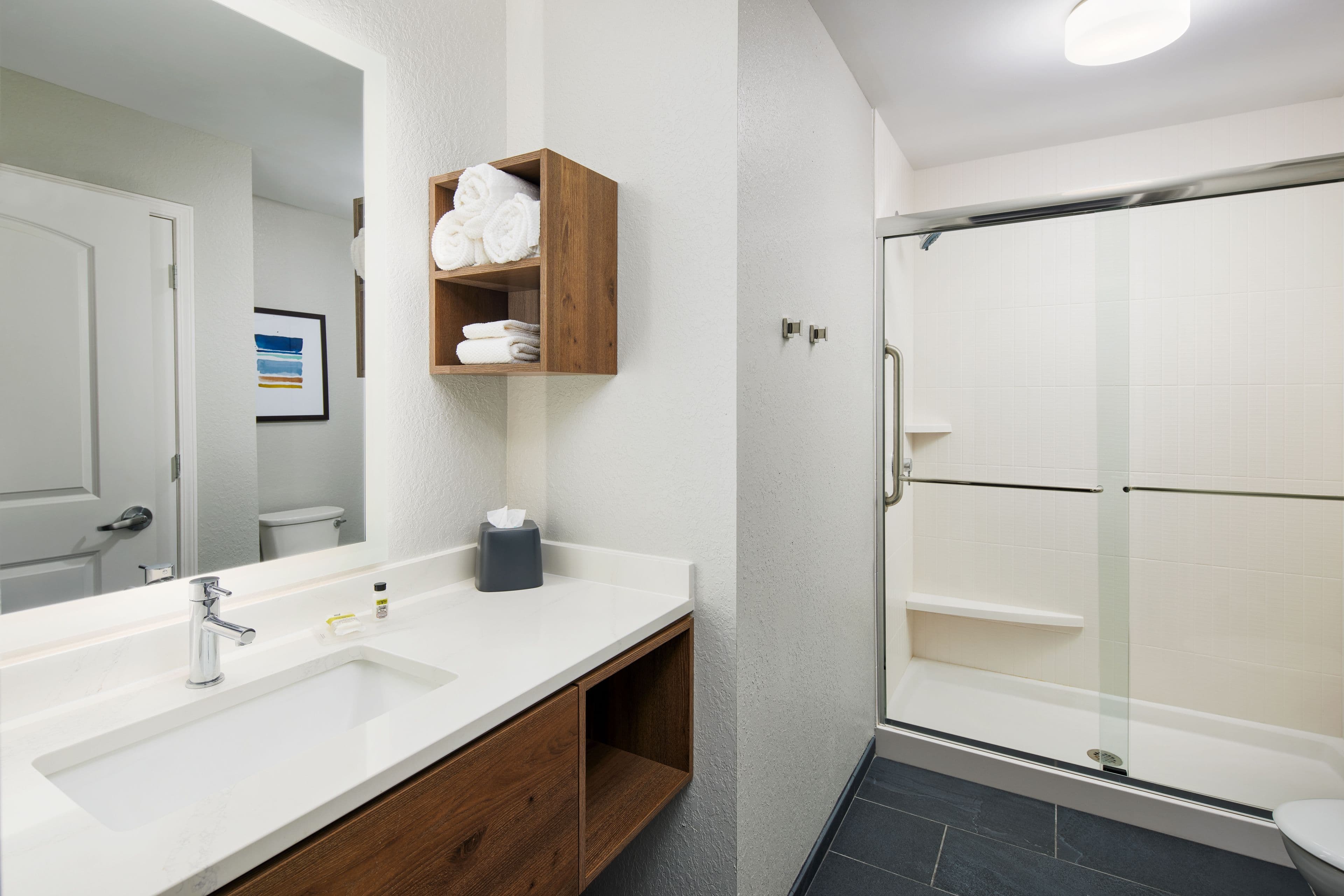 Studio Suite - Image 5