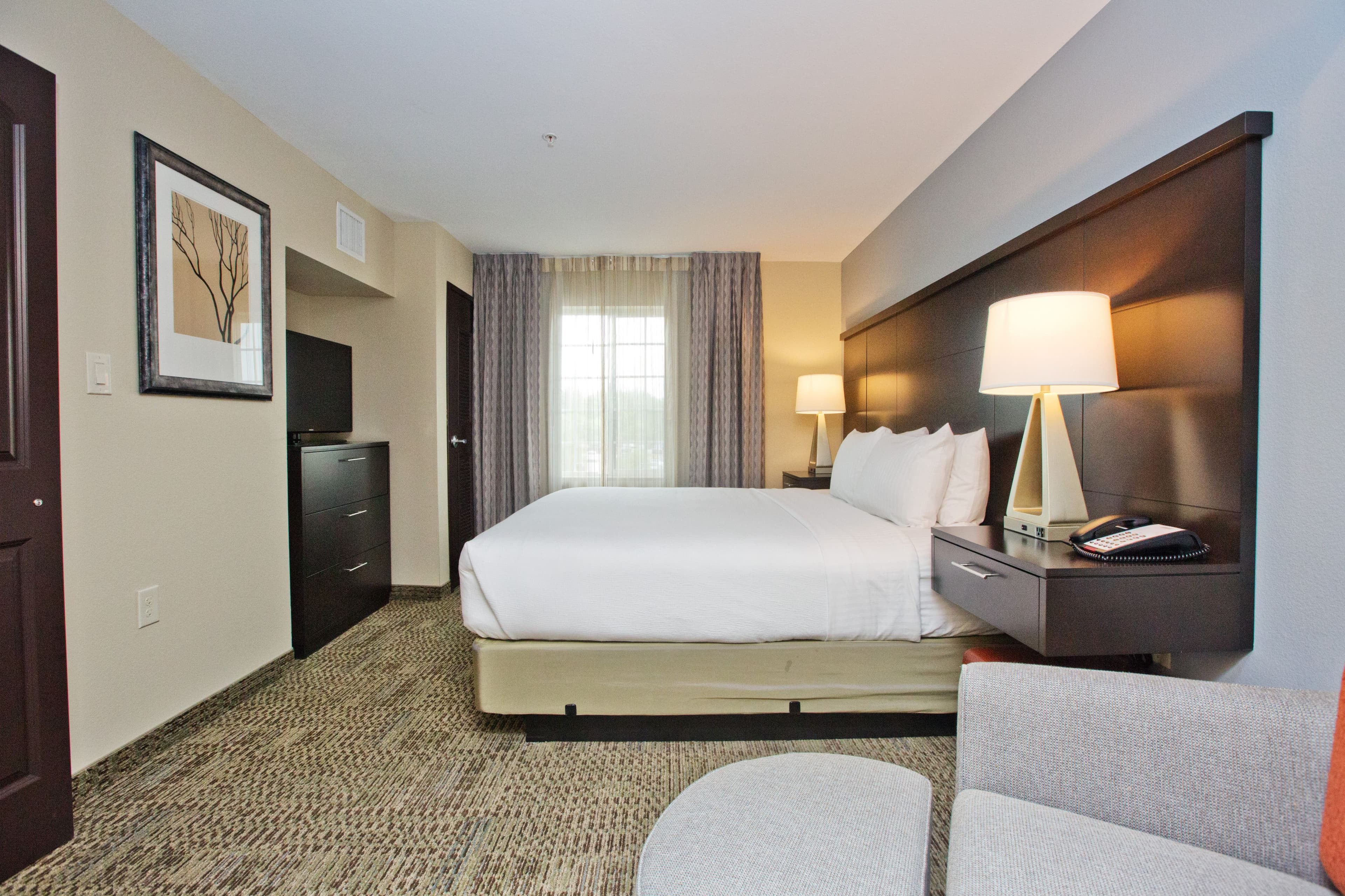 Staybridge Suites Austin South Interstate Hwy 35 — 7