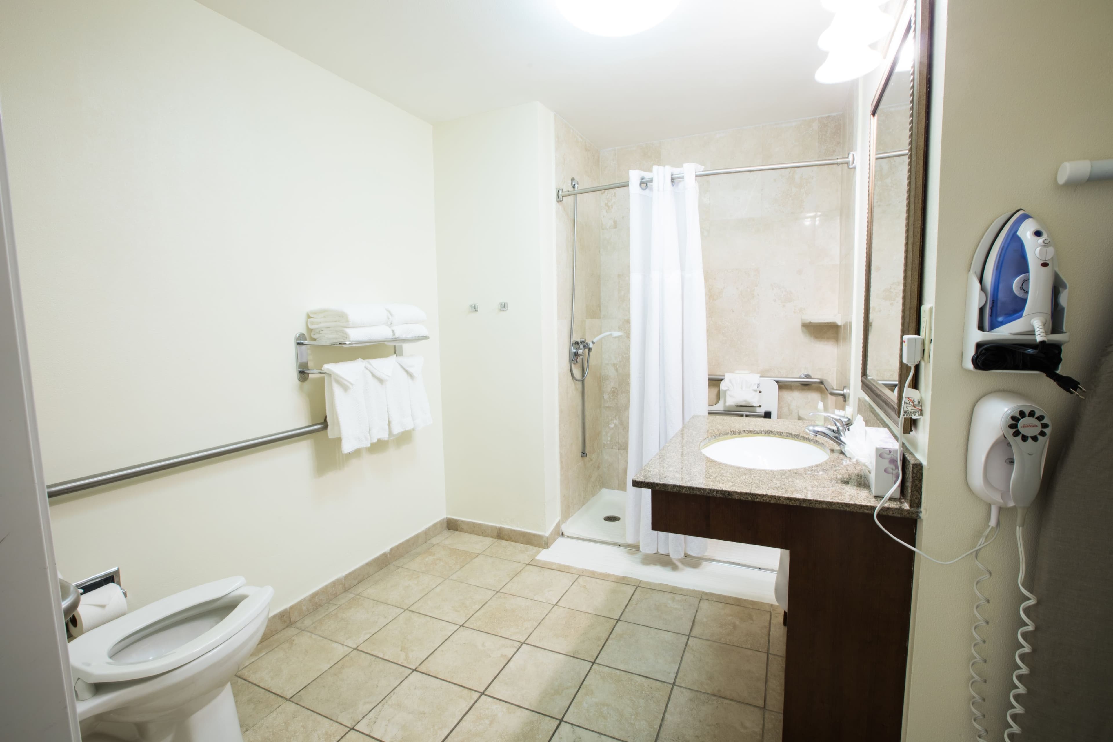 Staybridge Suites Austin Airport — 14