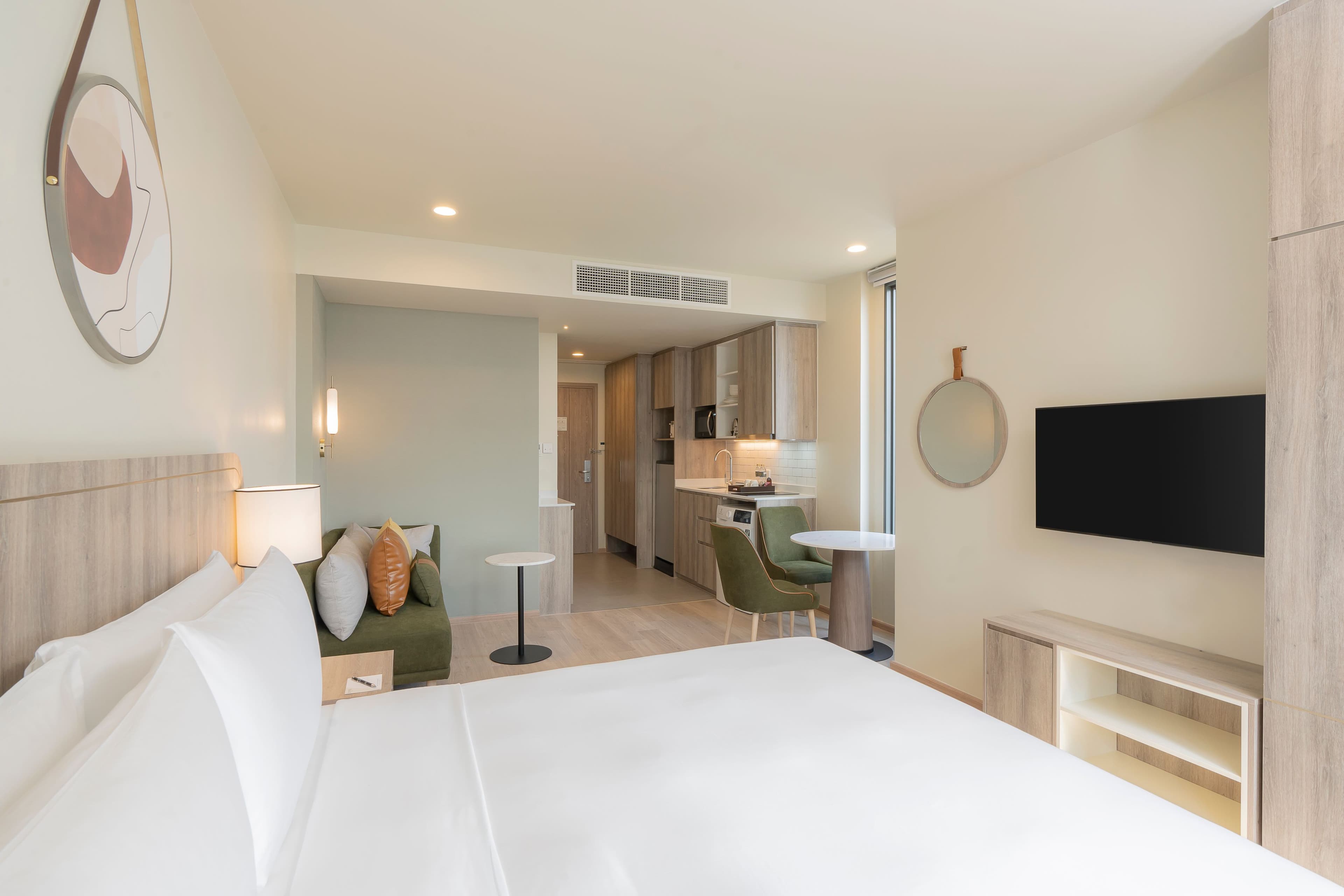 Staybridge Suites Bangkok Sukhumvit — 32