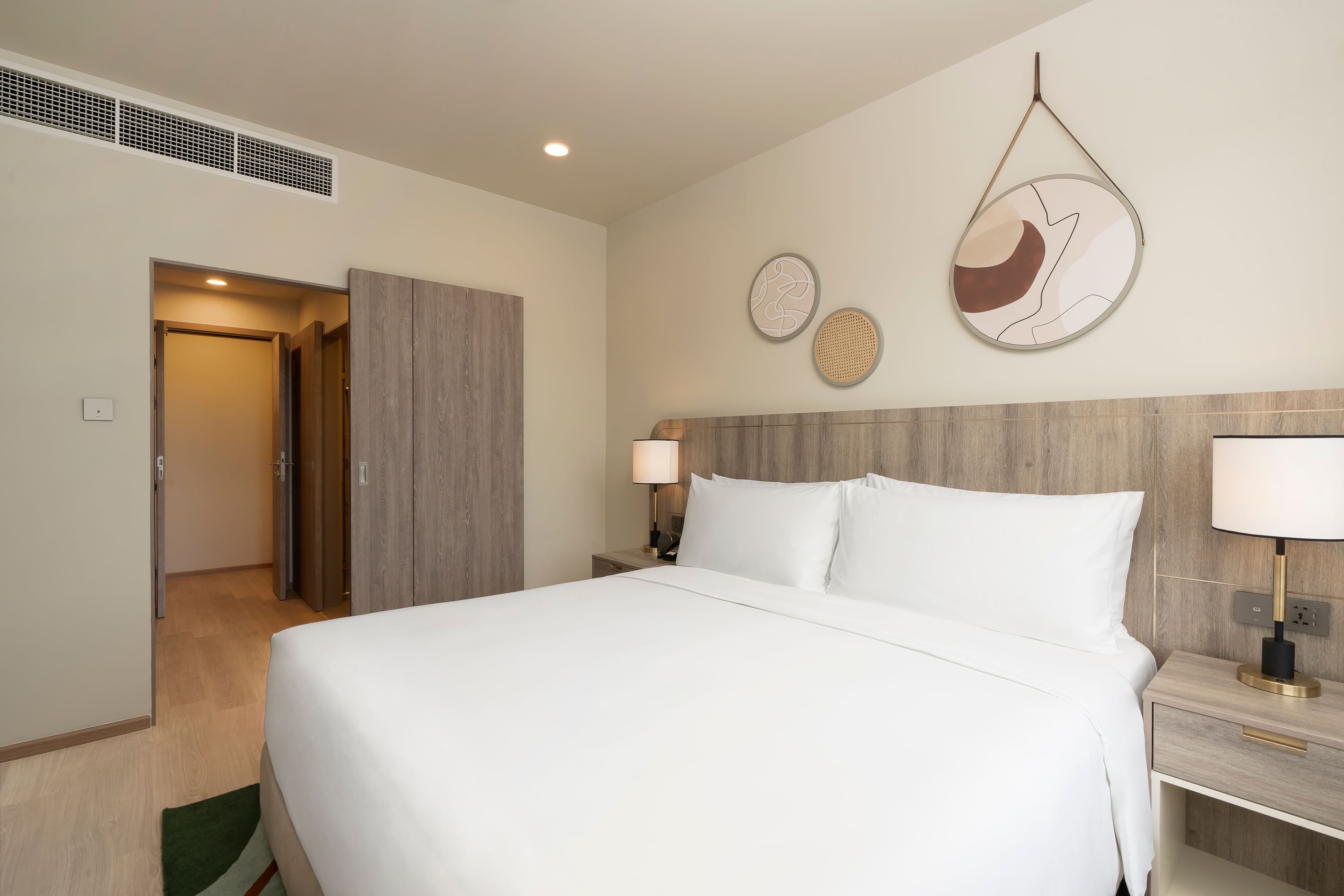 Staybridge Suites Bangkok Sukhumvit — 17