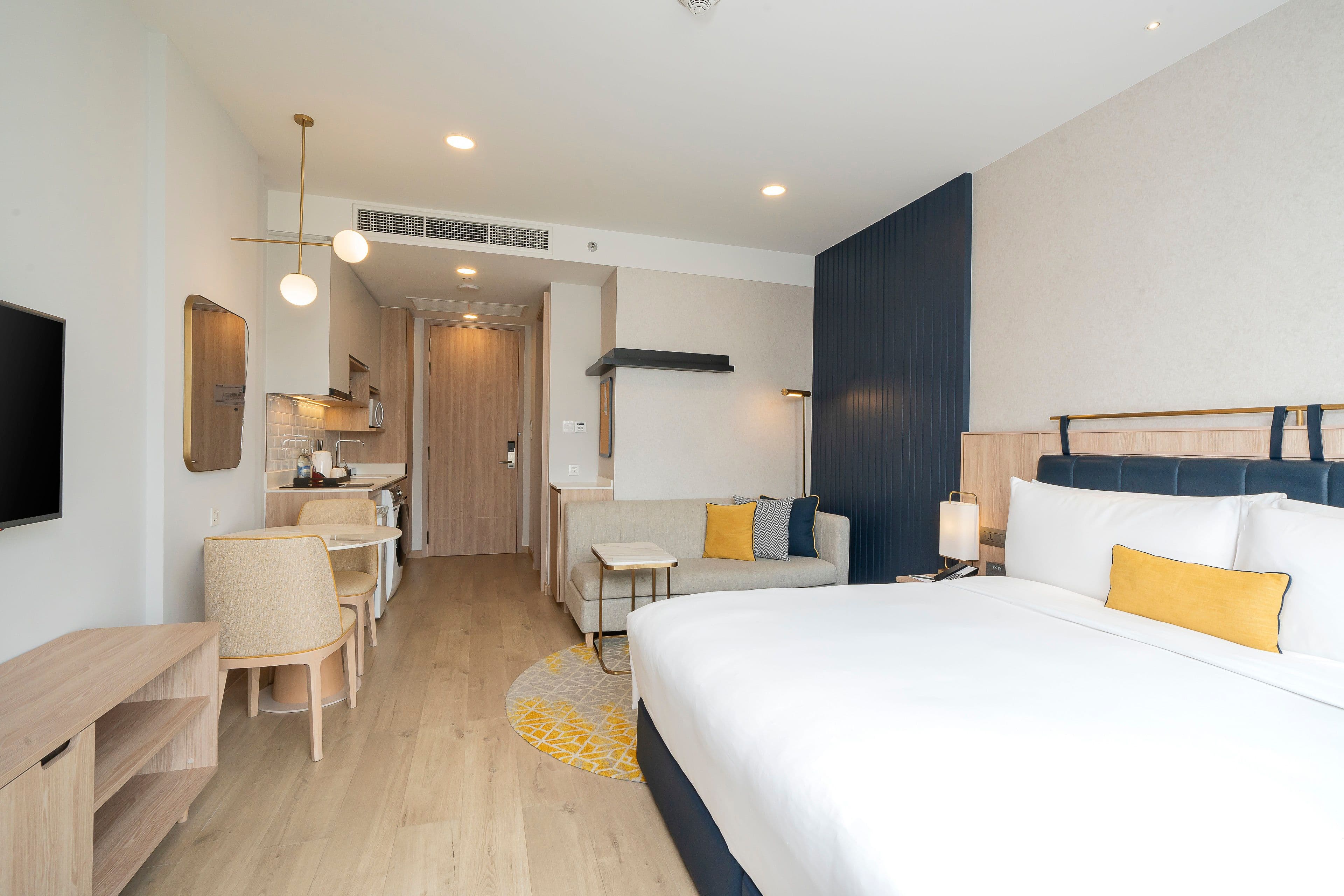 Studio Suite - Image 5