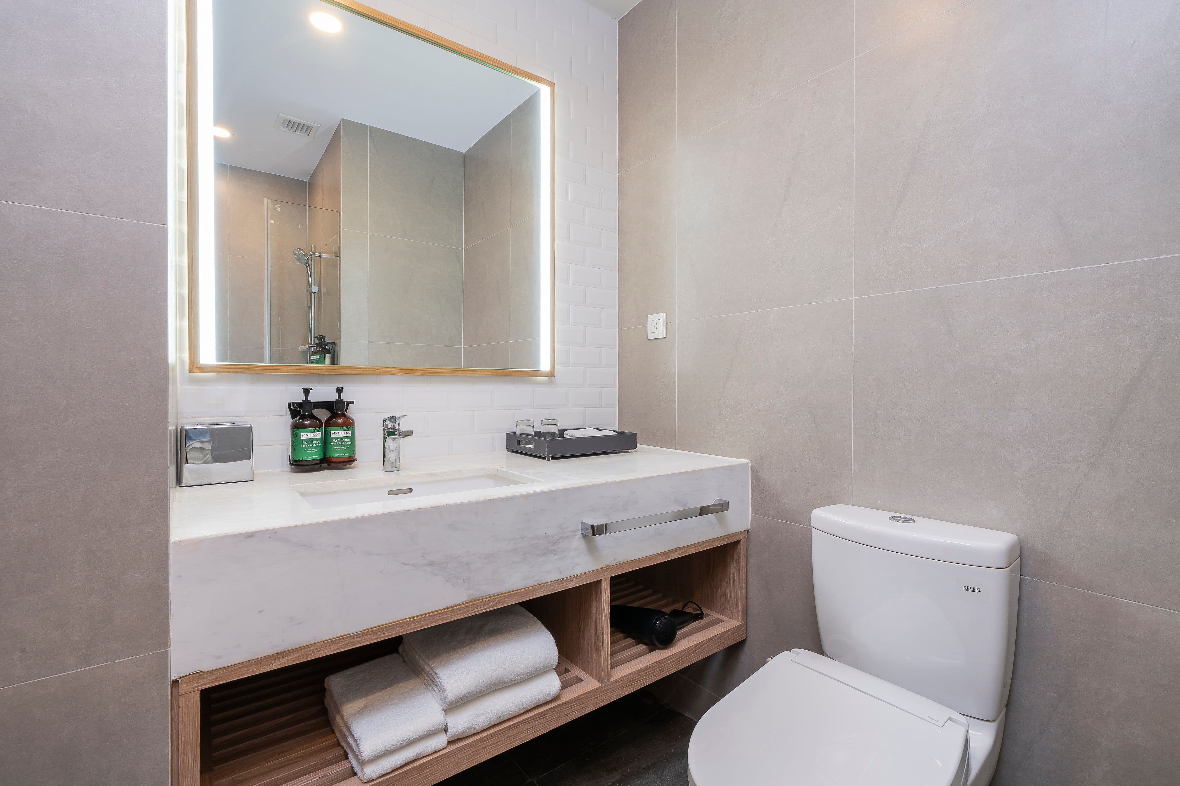 Staybridge Suites Bangkok Thonglor - Image 4