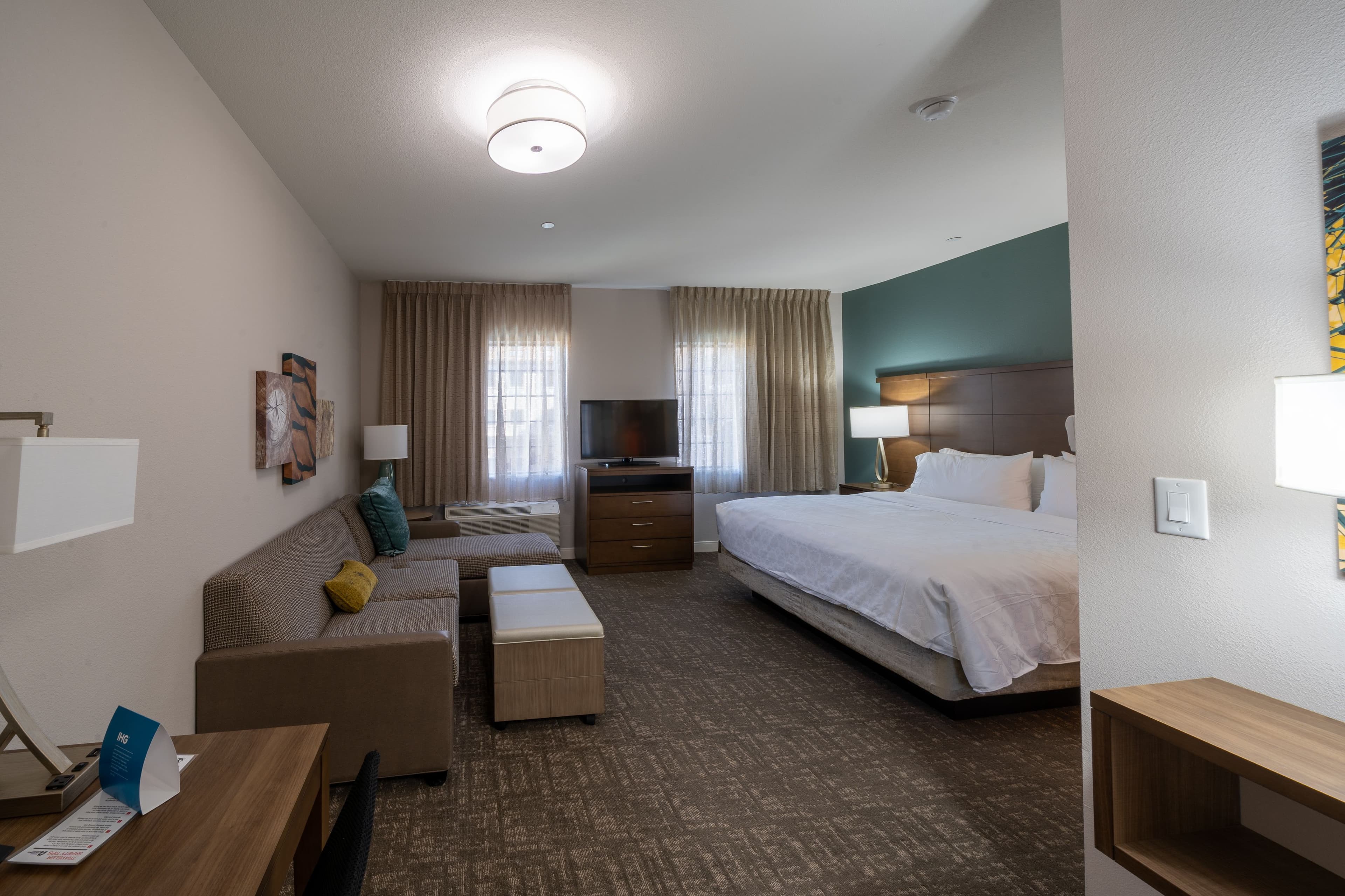 Staybridge Suites Houston East - Baytown — 9