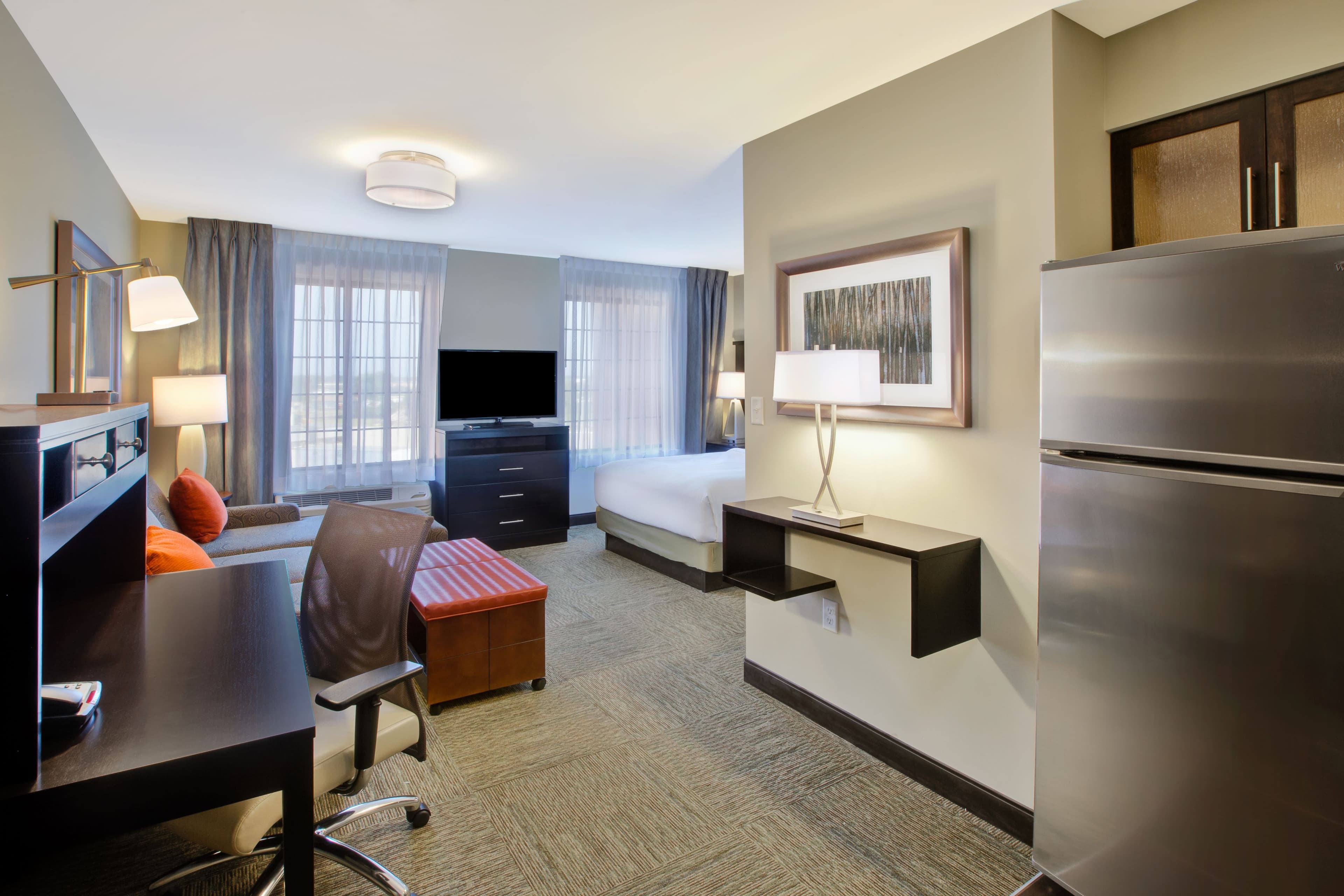 Staybridge Suites Benton Harbor - St. Joseph - Image 2