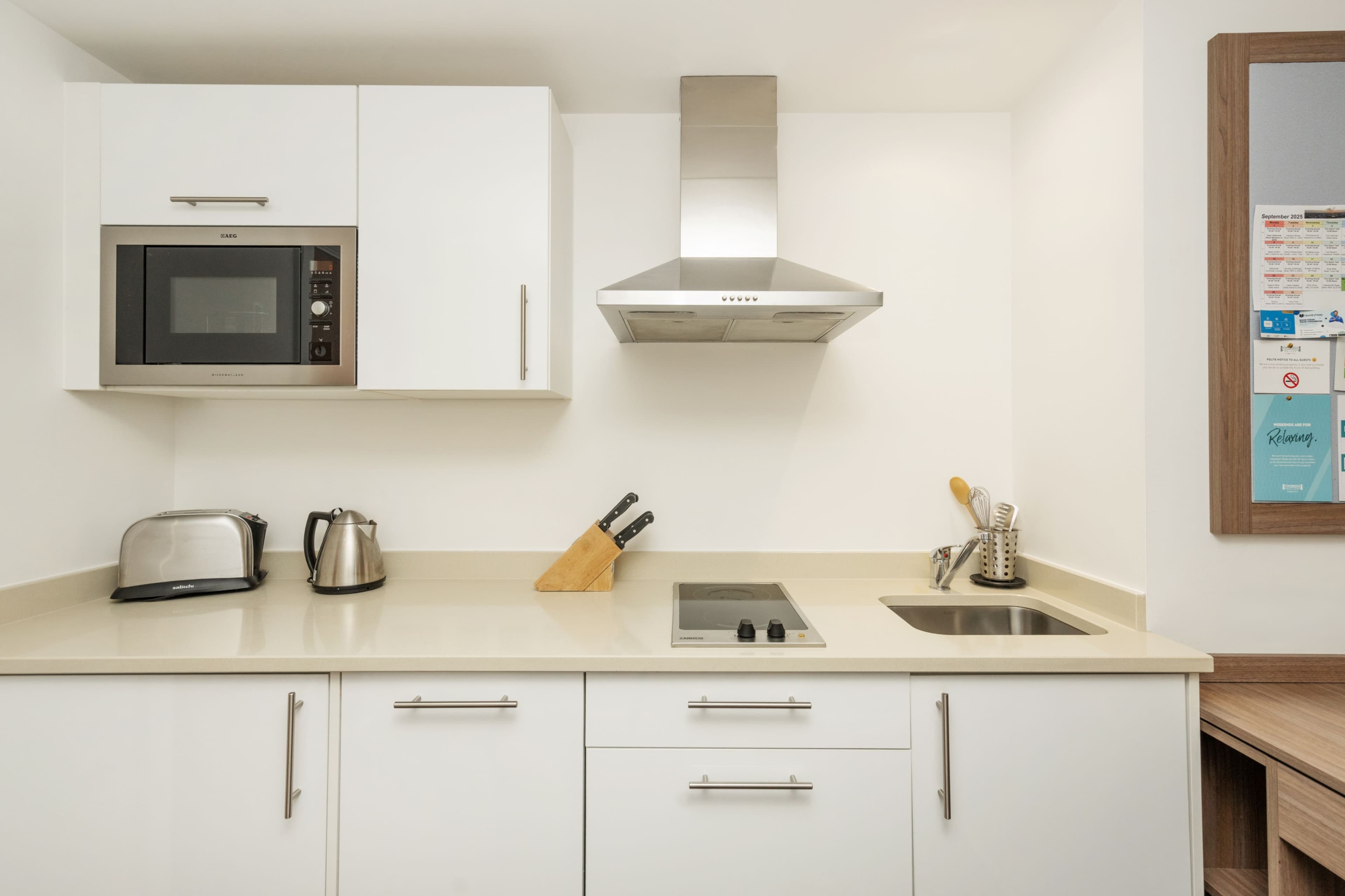 Staybridge Suites Birmingham - Image 4
