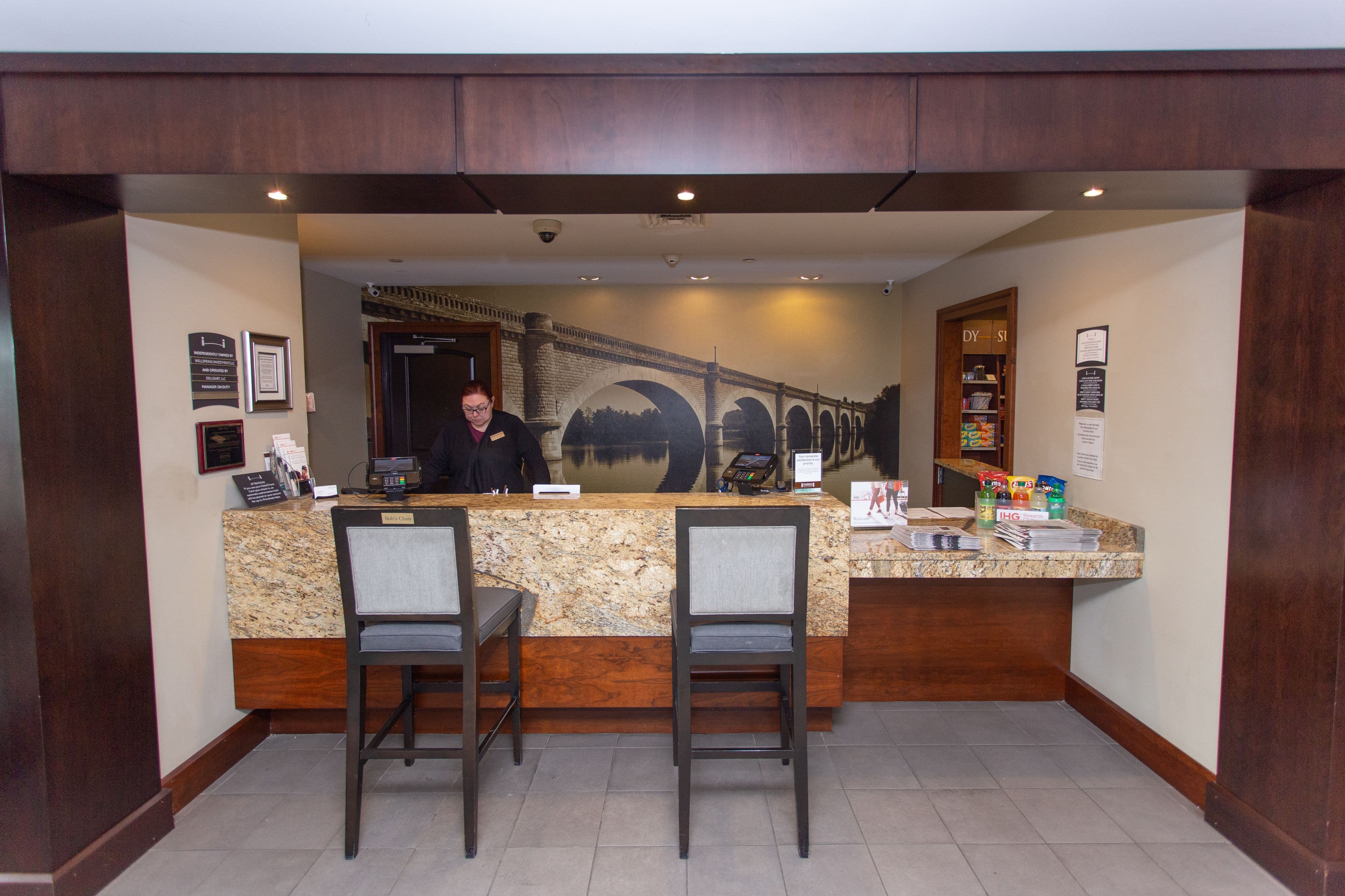 Staybridge Suites Bowling Green - Image 1