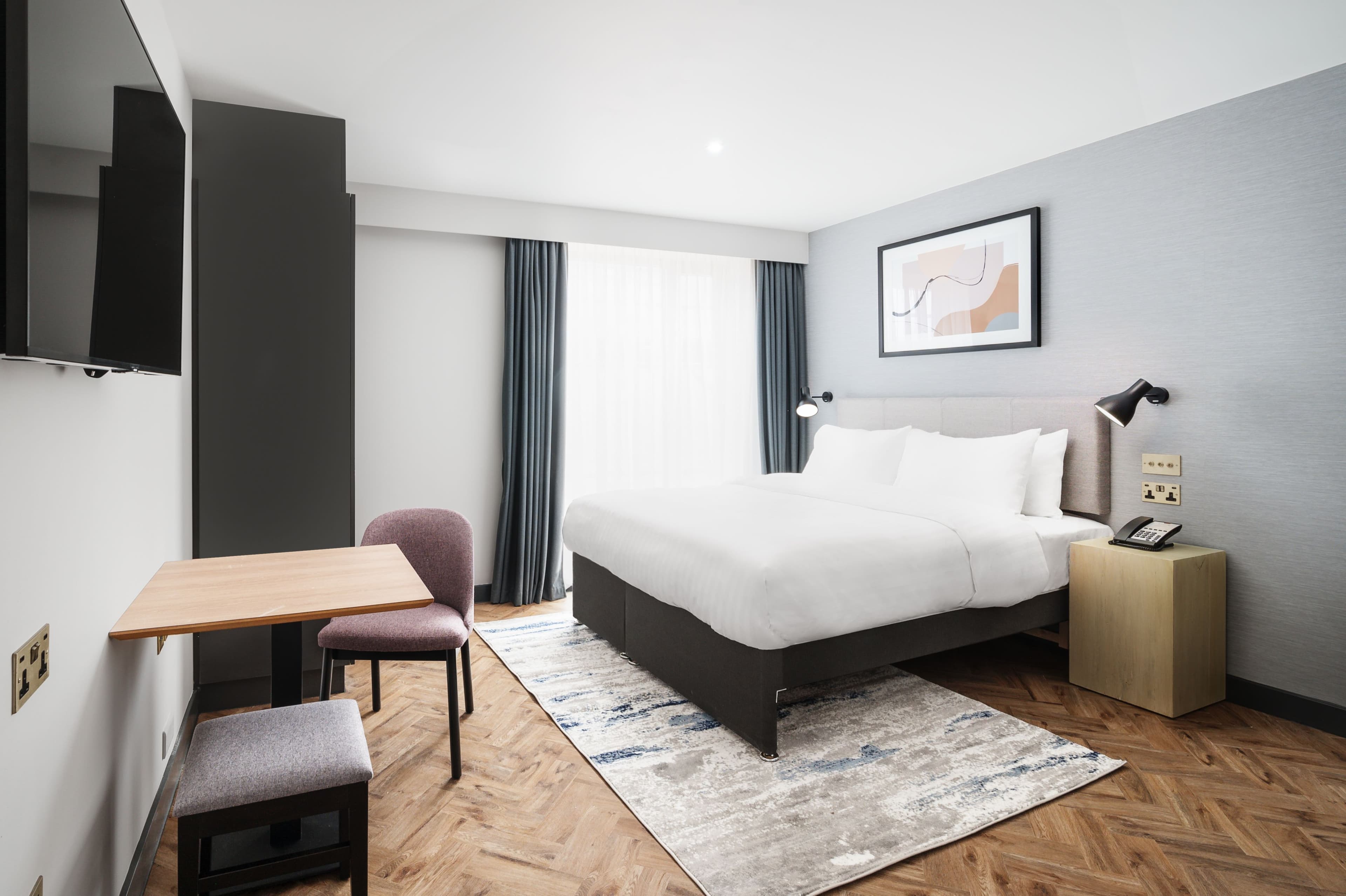 Staybridge Suites Brighton - Image 5