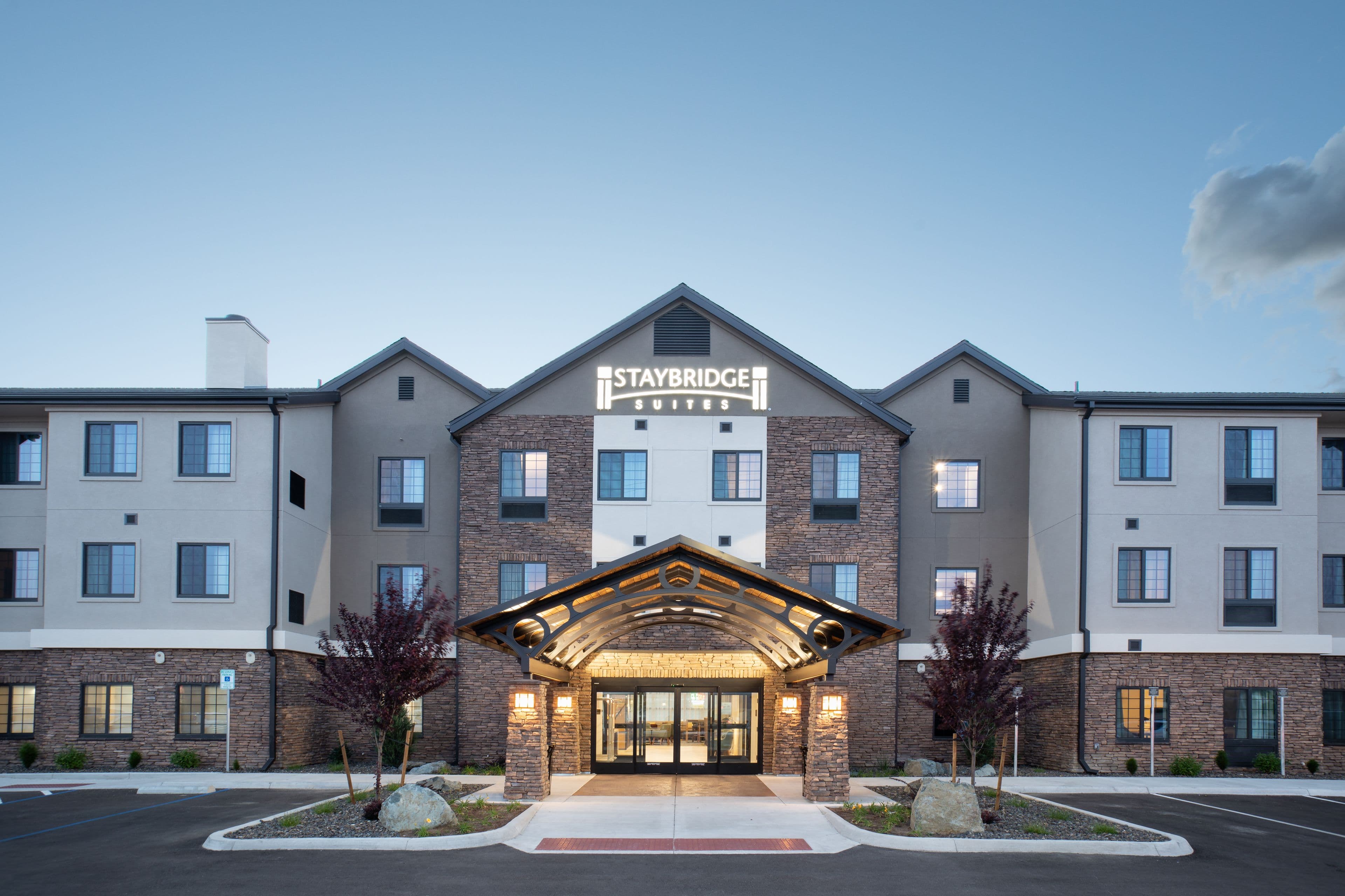 Staybridge Suites Carson City - Tahoe Area - Image 1