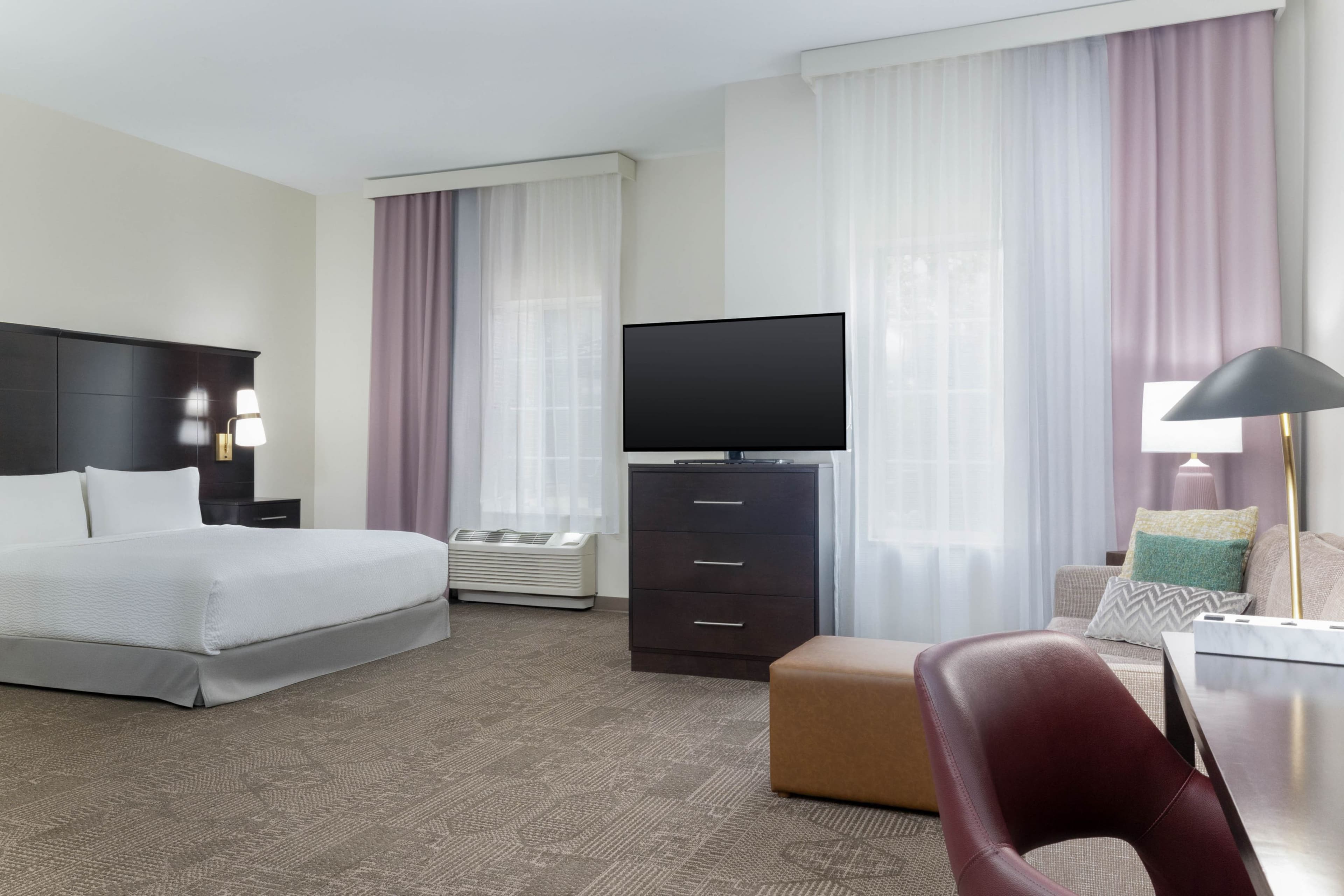 Staybridge Suites Phoenix - Chandler — 11