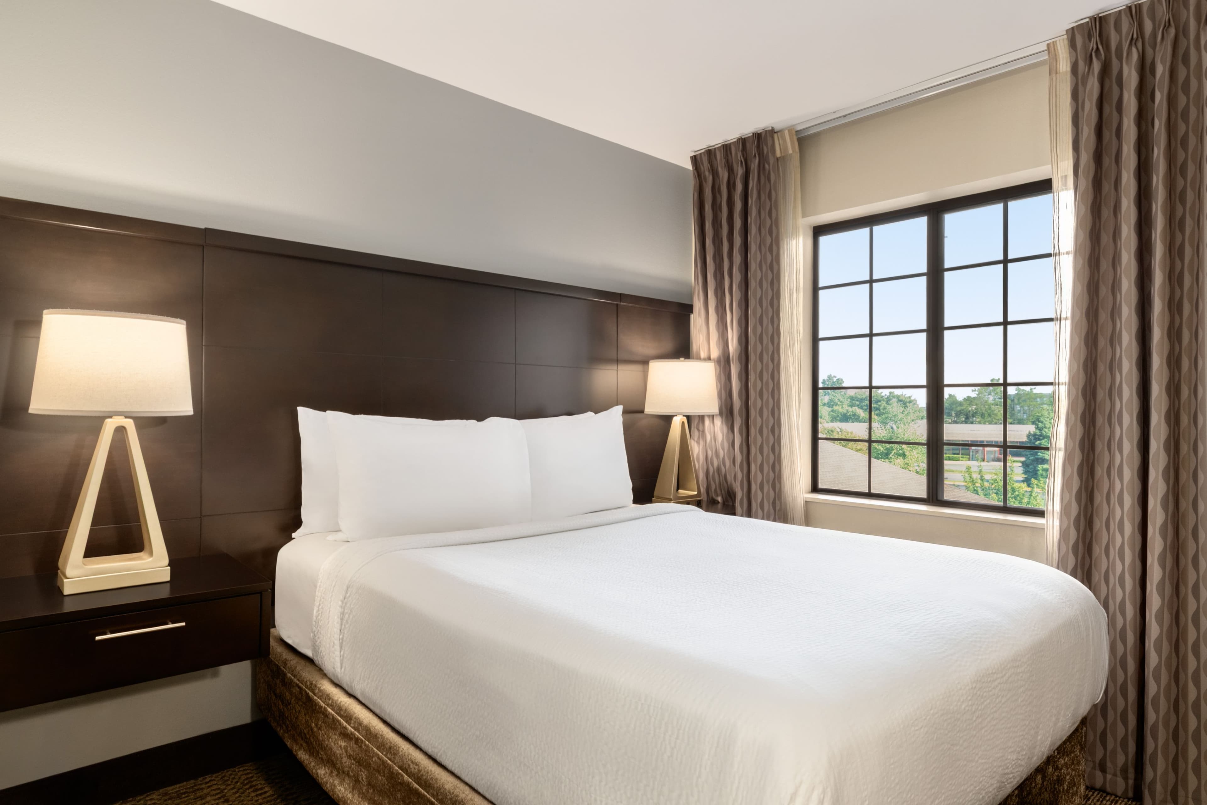 Staybridge Suites Chantilly Dulles Airport — 5