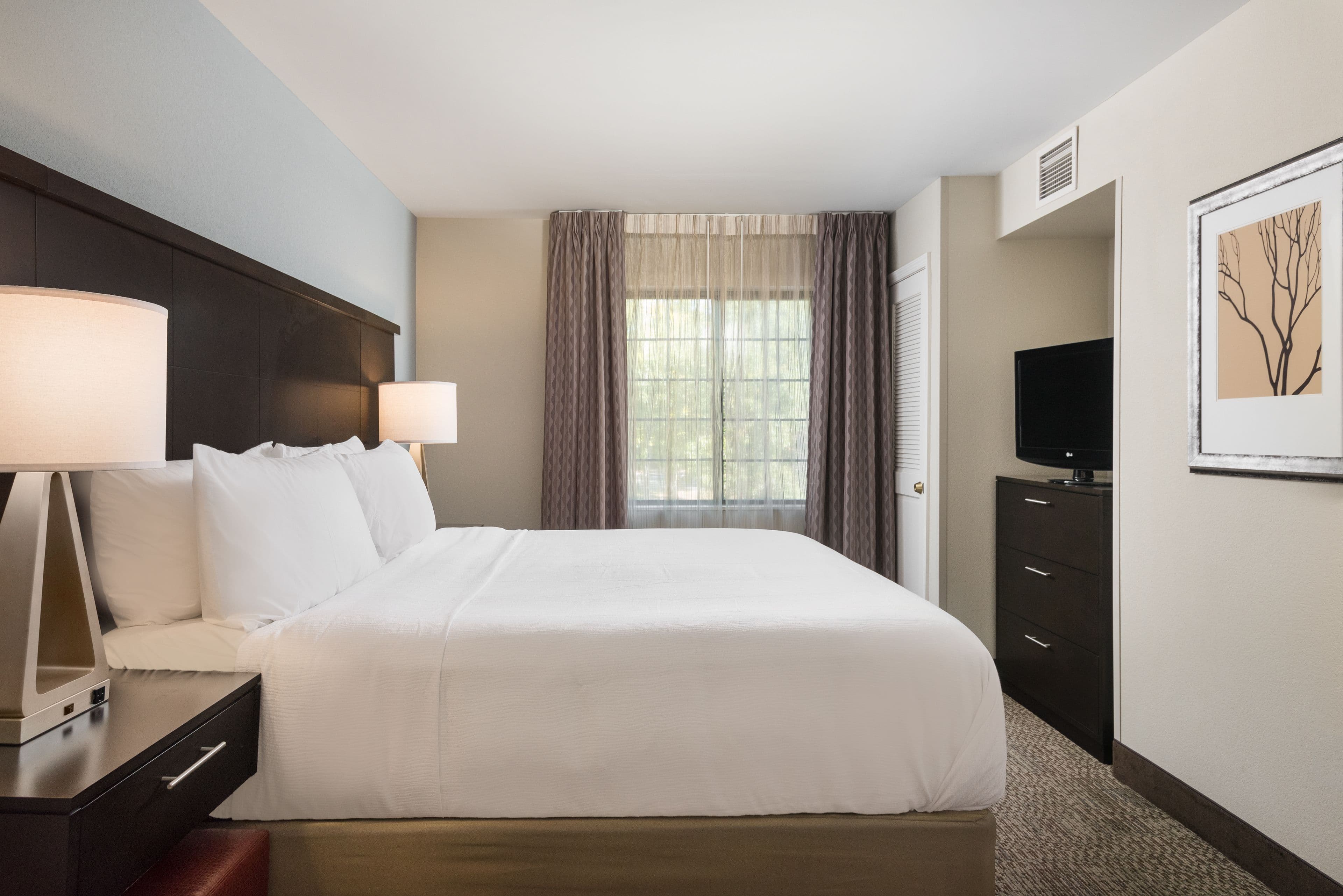 Studio Suite - Image 8