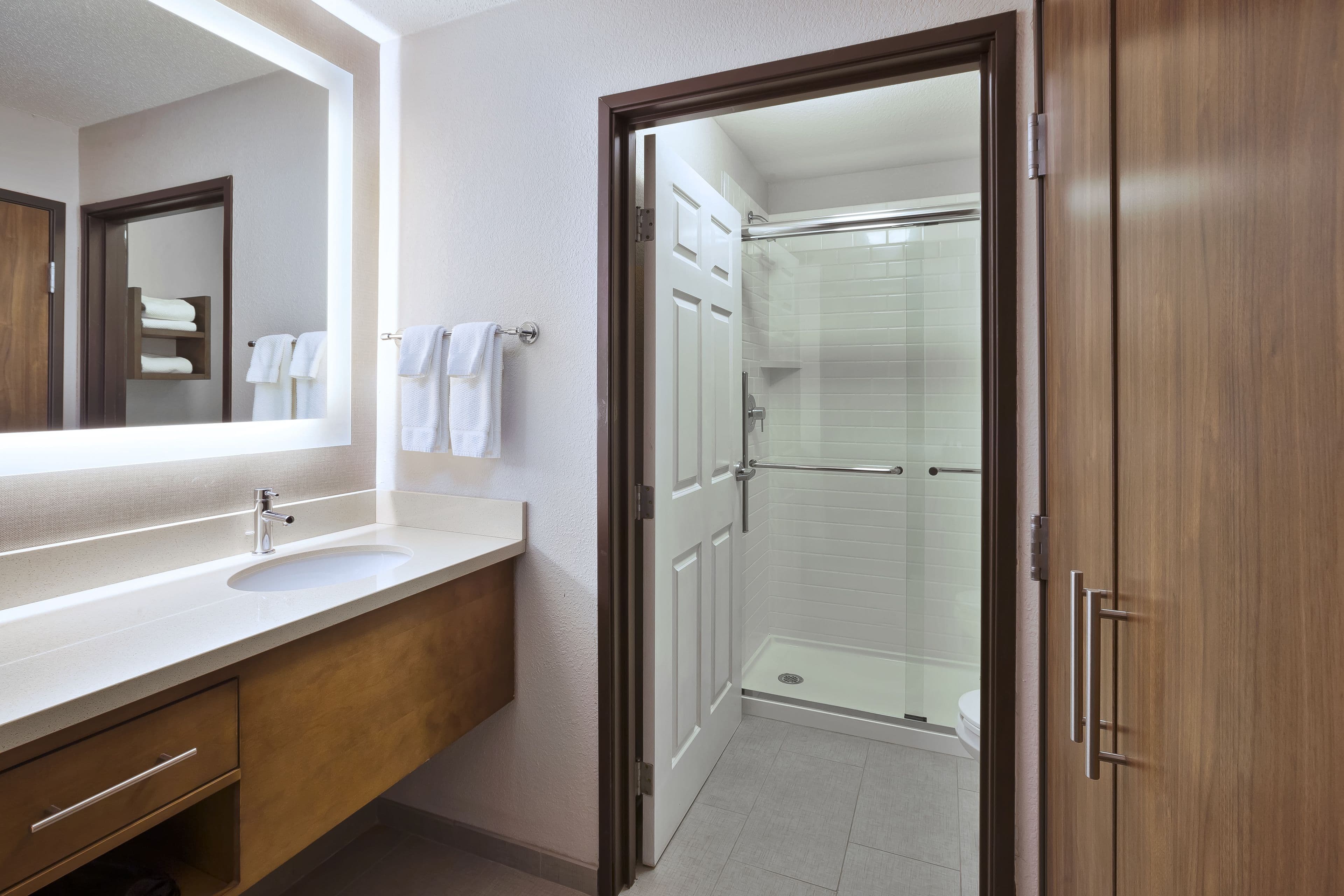 Staybridge Suites Columbia-Hwy 63 & I-70 — 6