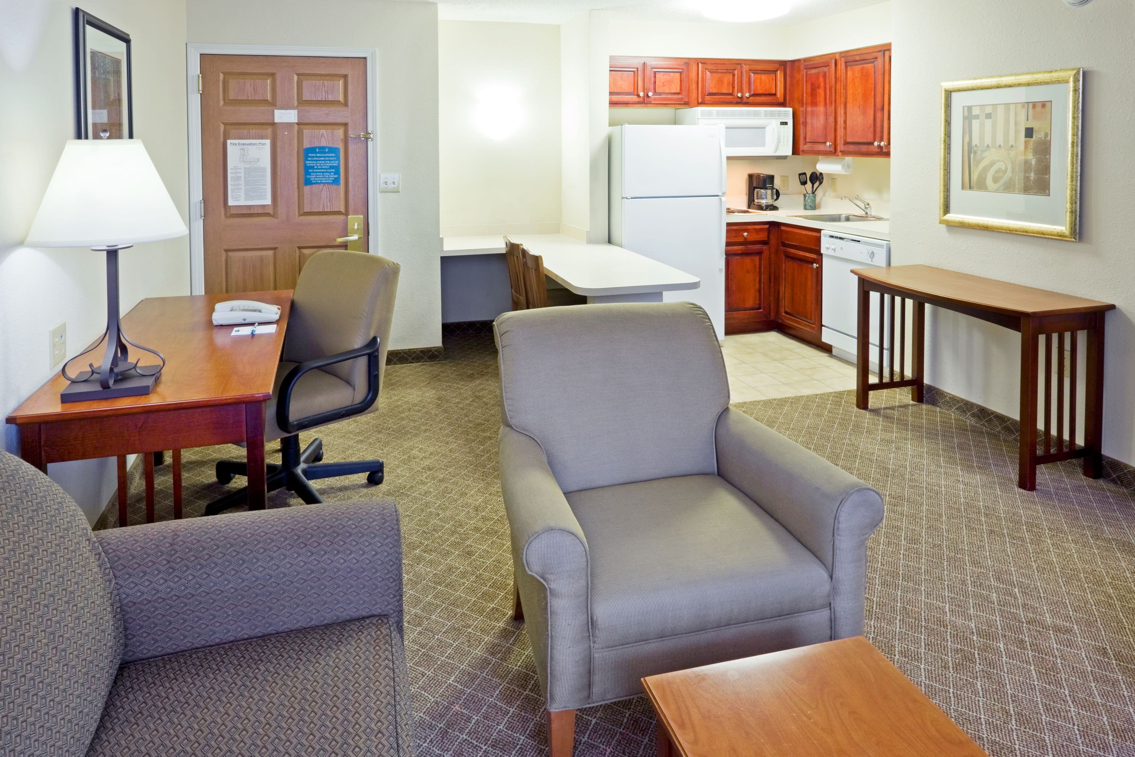 Staybridge Suites Cranbury-South Brunswick — 12