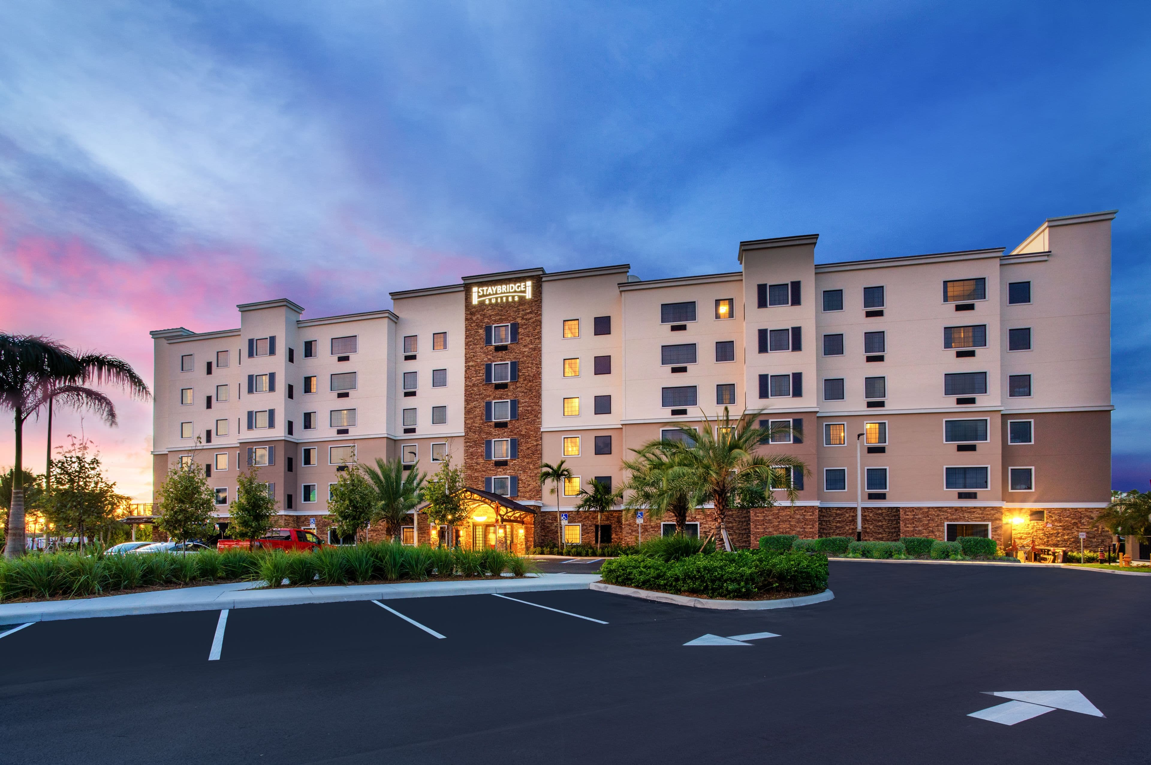 Staybridge Suites Fort Lauderdale Airport - West - Image 1