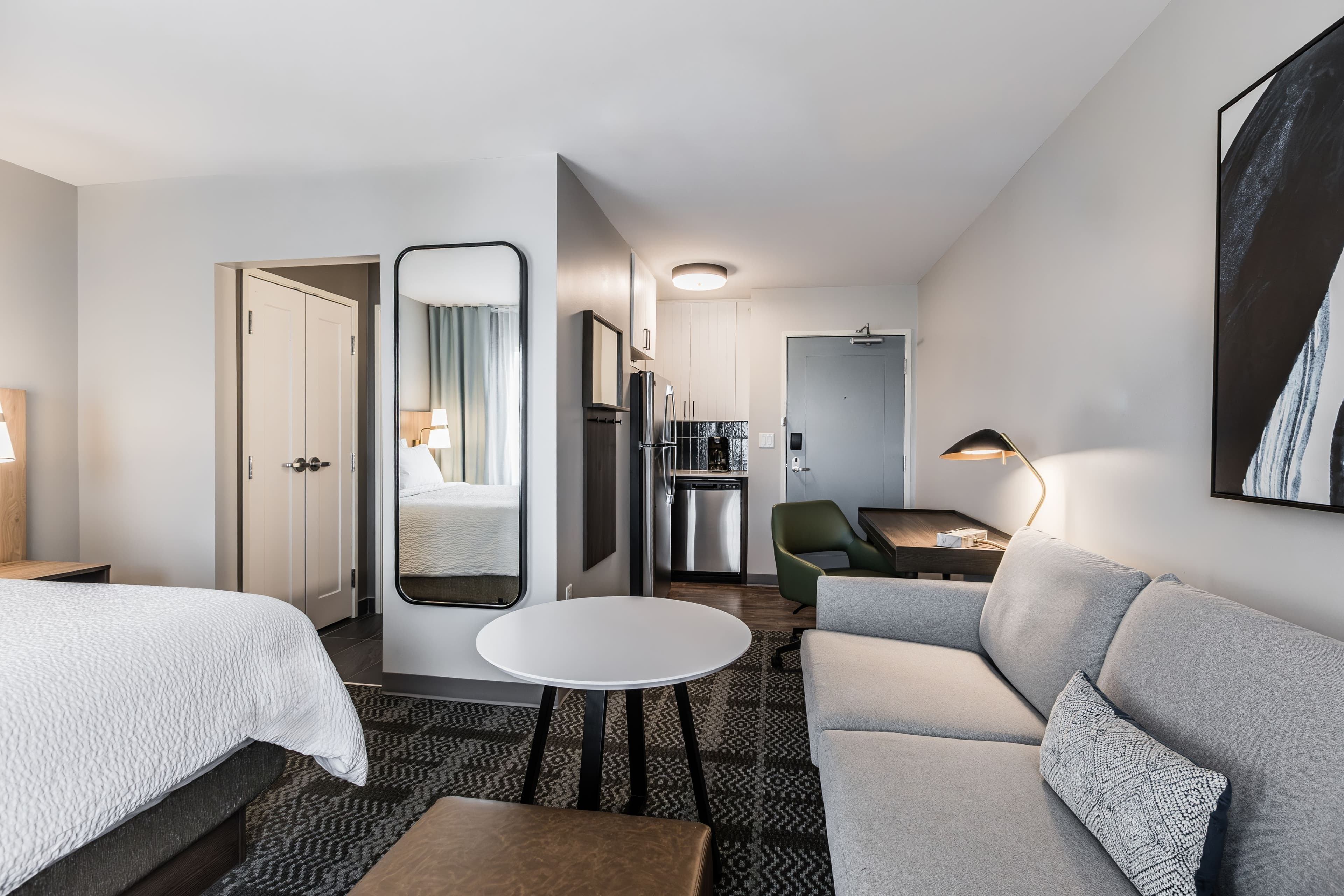 Staybridge Suites Dawson Creek - Image 5