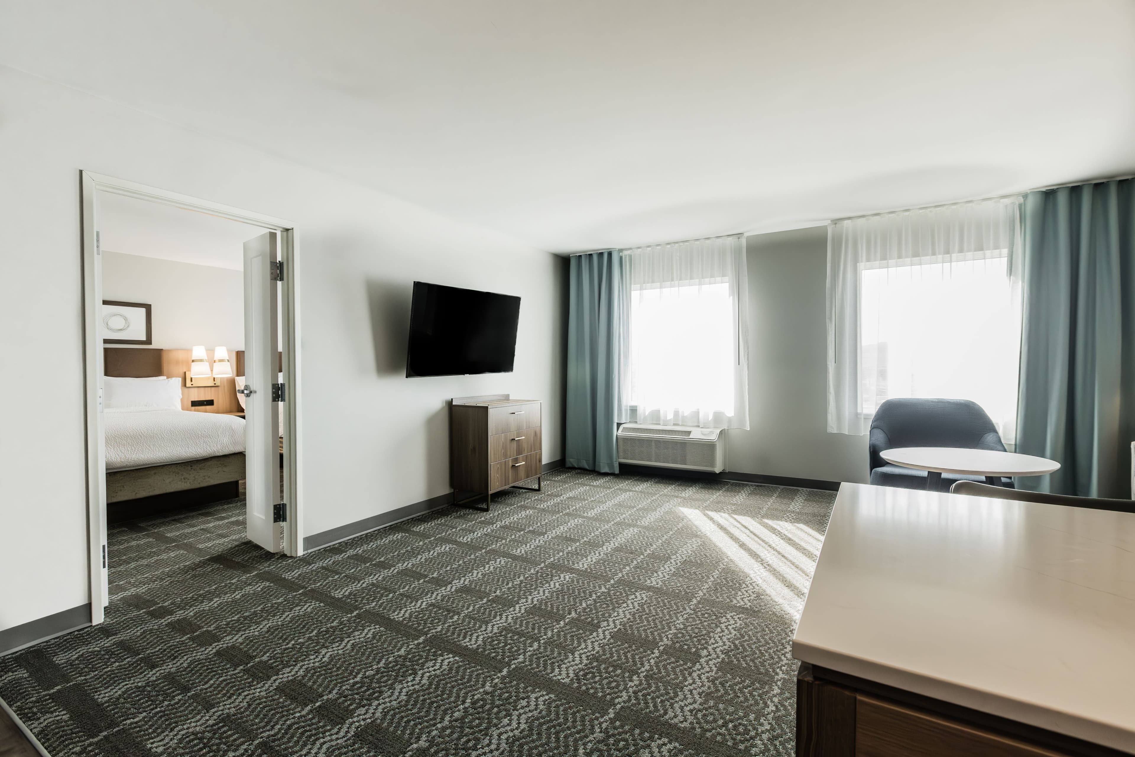 Standard Room - Image 7
