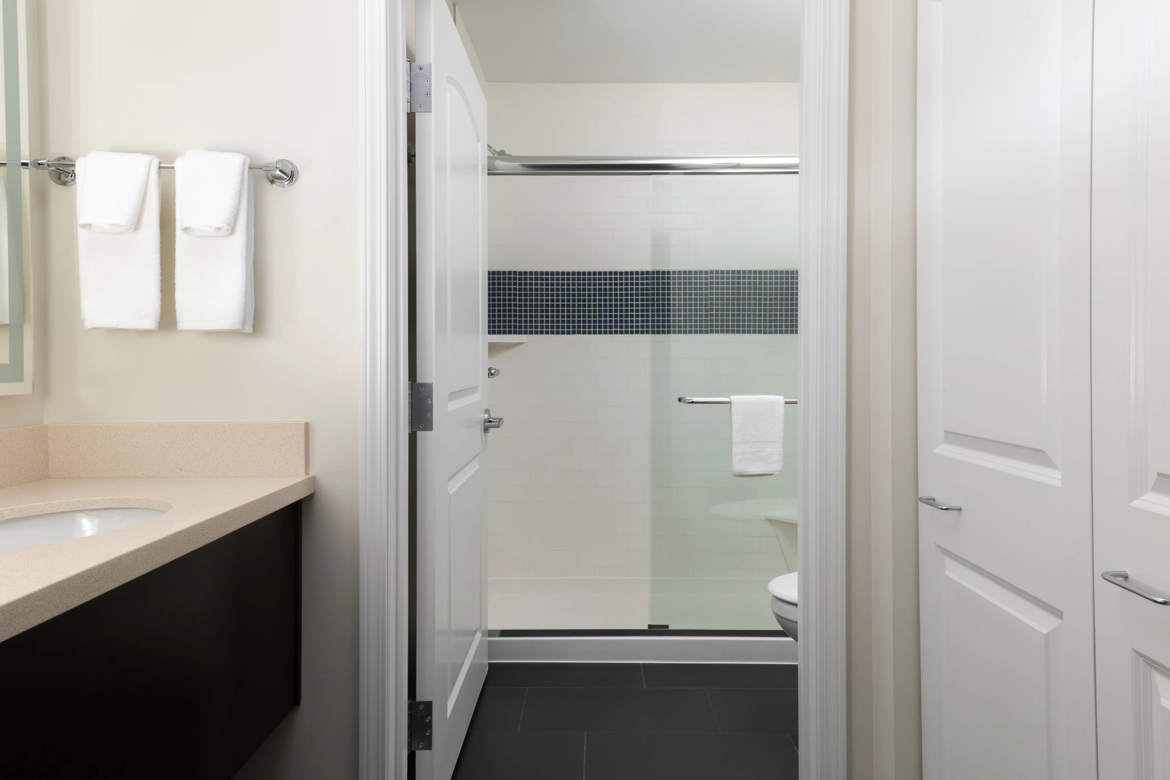 Staybridge Suites Denver - Central Park — 12