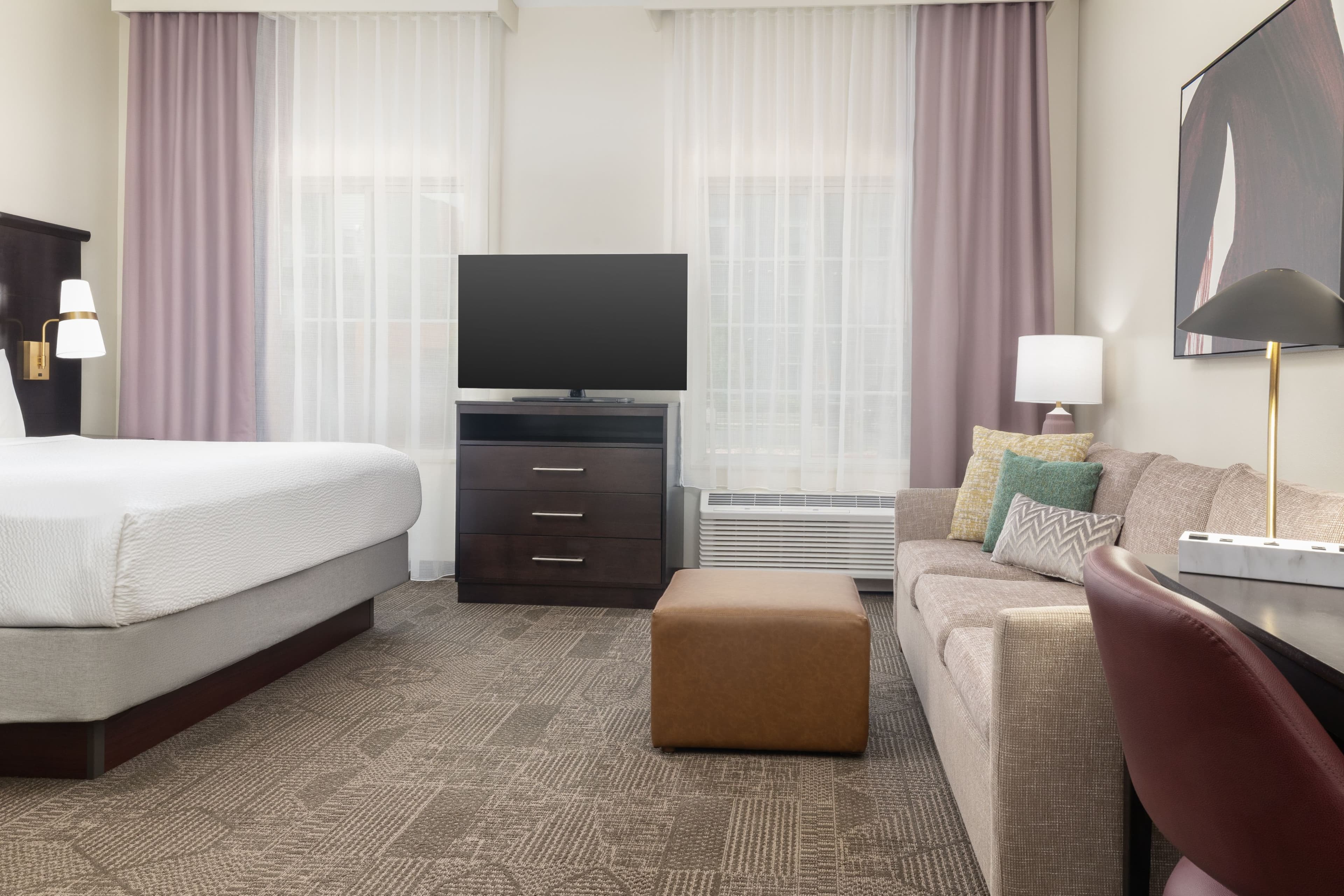 Staybridge Suites Denver - Central Park — 6