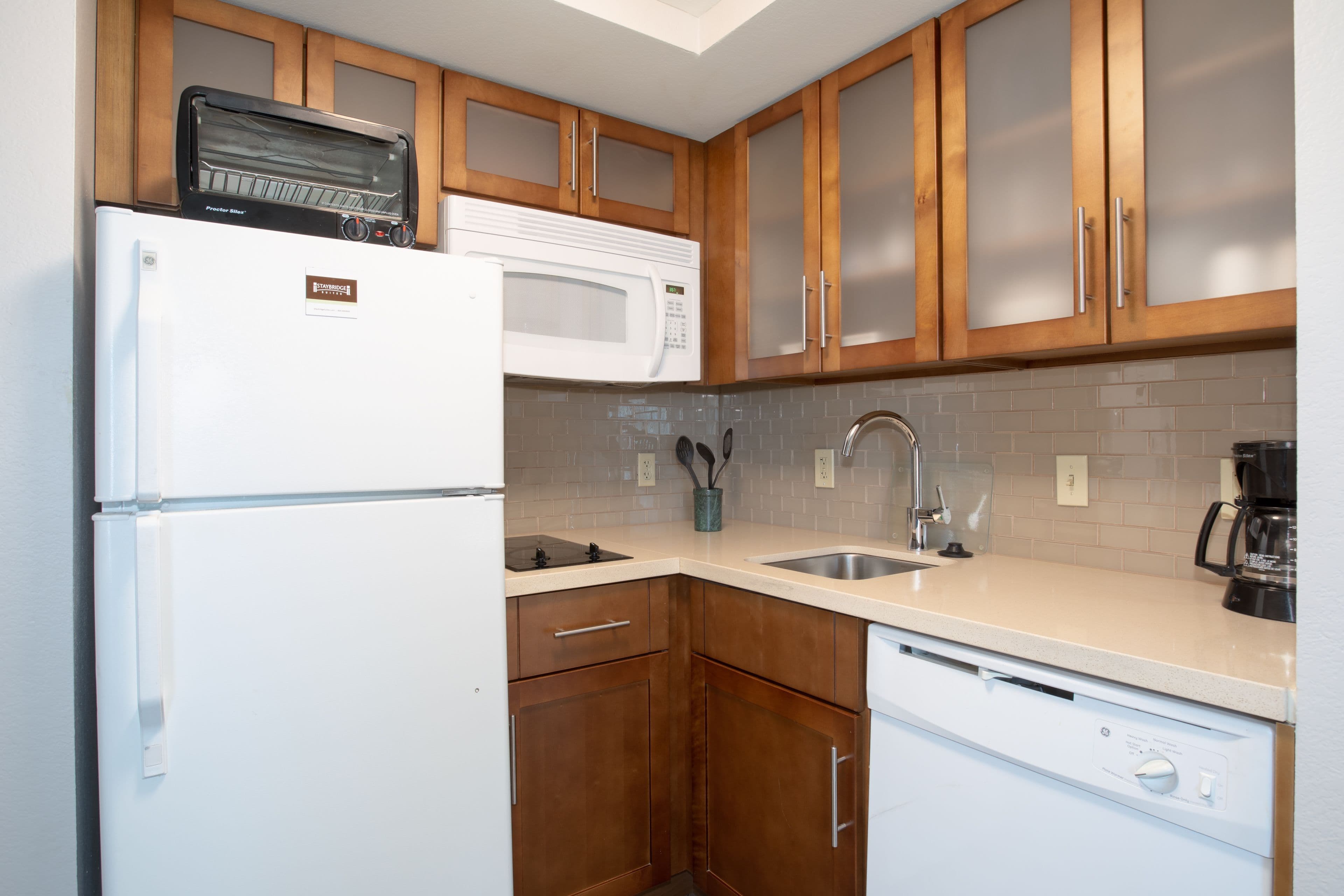 Staybridge Suites Denver International Airport - Image 4