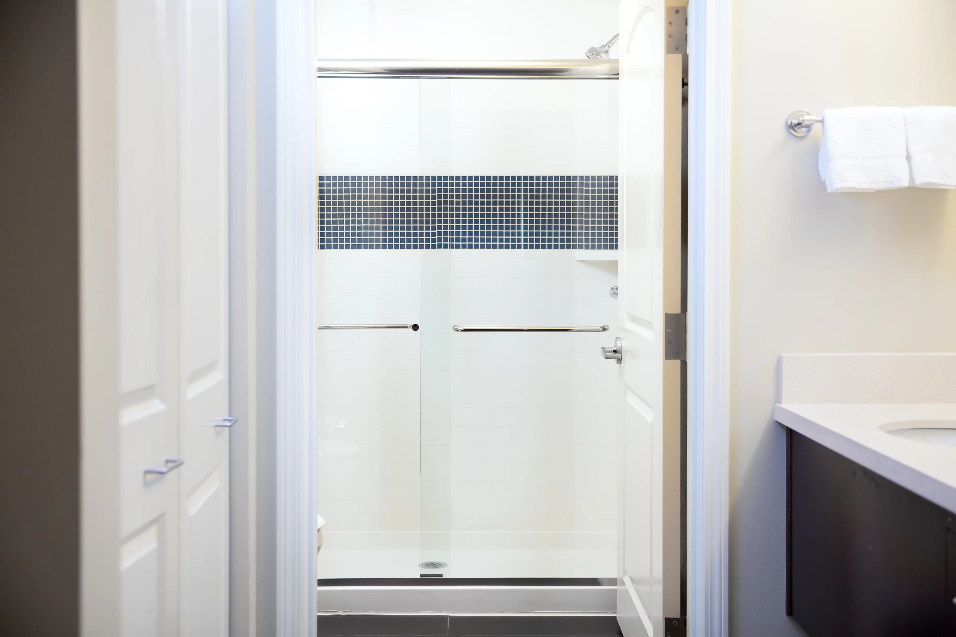 Staybridge Suites Denver - Central Park — 11