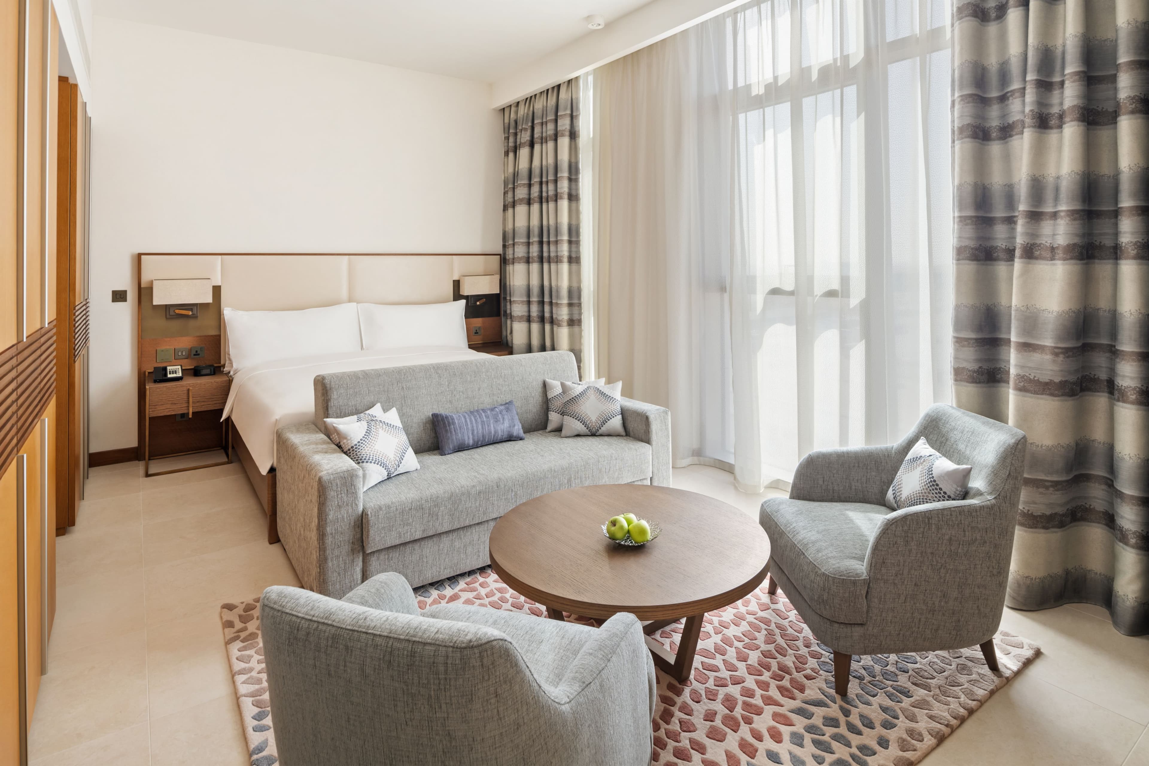 Staybridge Suites Dubai Al-Maktoum Airport — 5