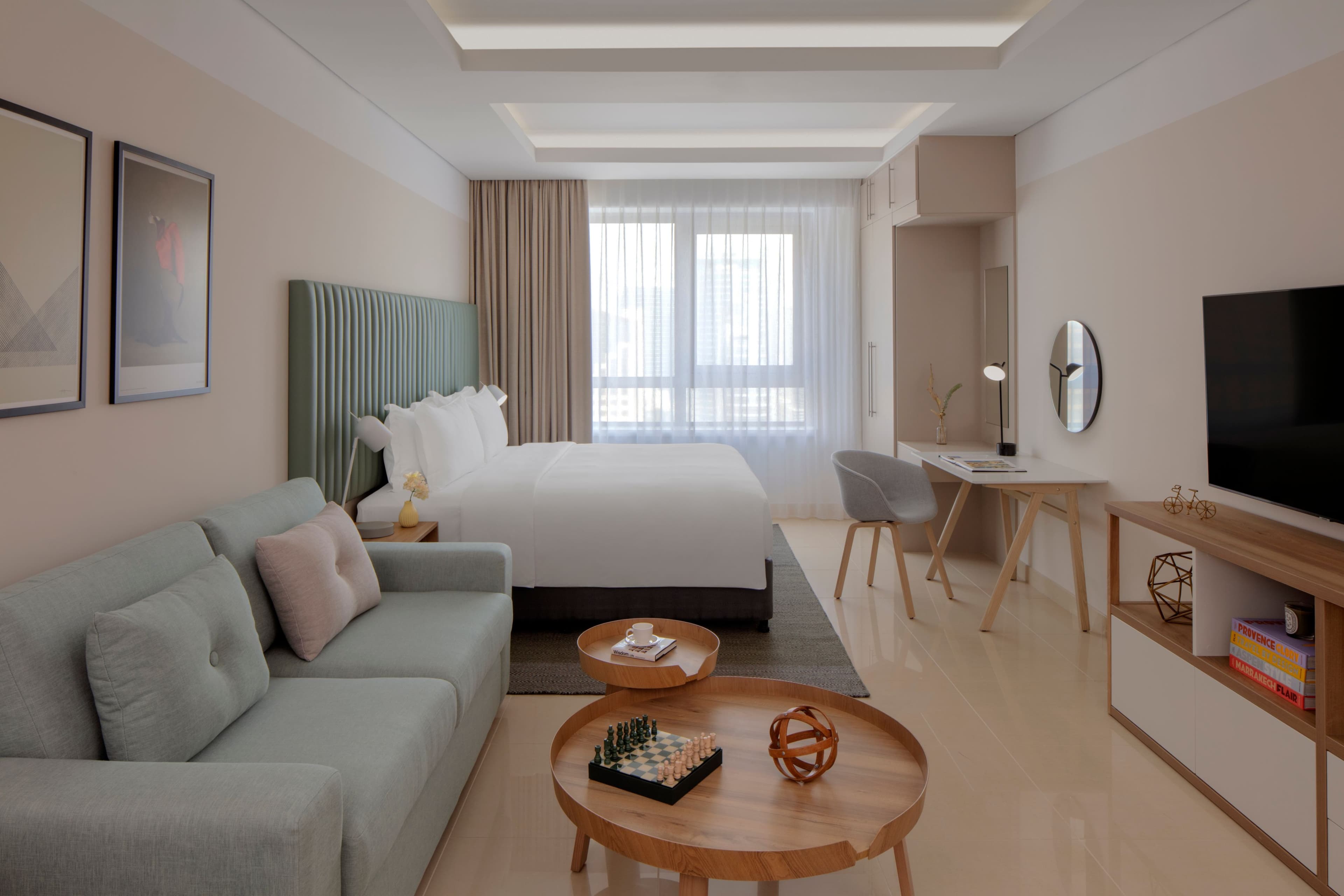 Staybridge Suites Dubai Internet City - Image 2