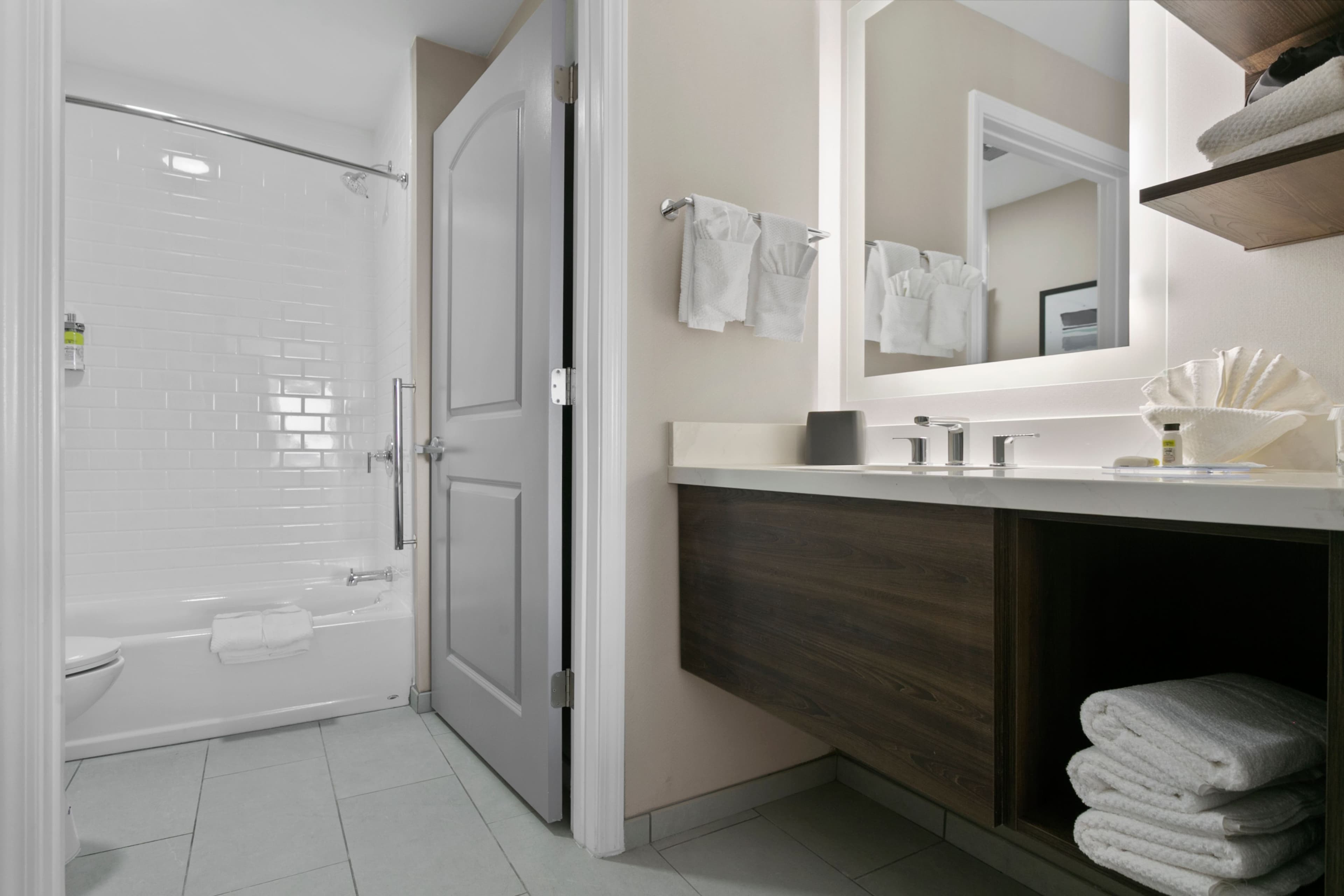 Staybridge Suites Atlanta NE - Duluth — 8