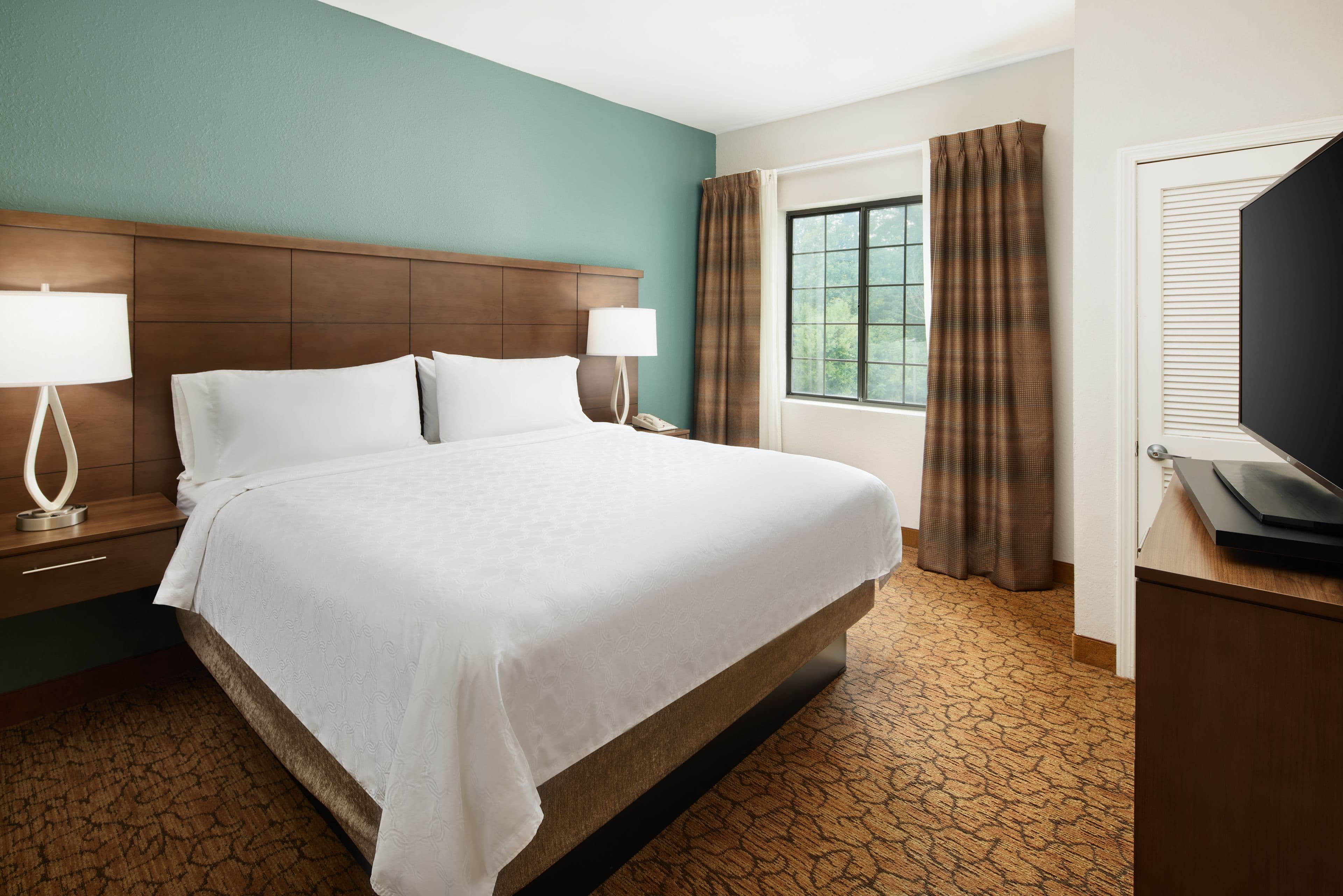 Staybridge Suites Durham-Chapel Hill-Rtp - Image 3