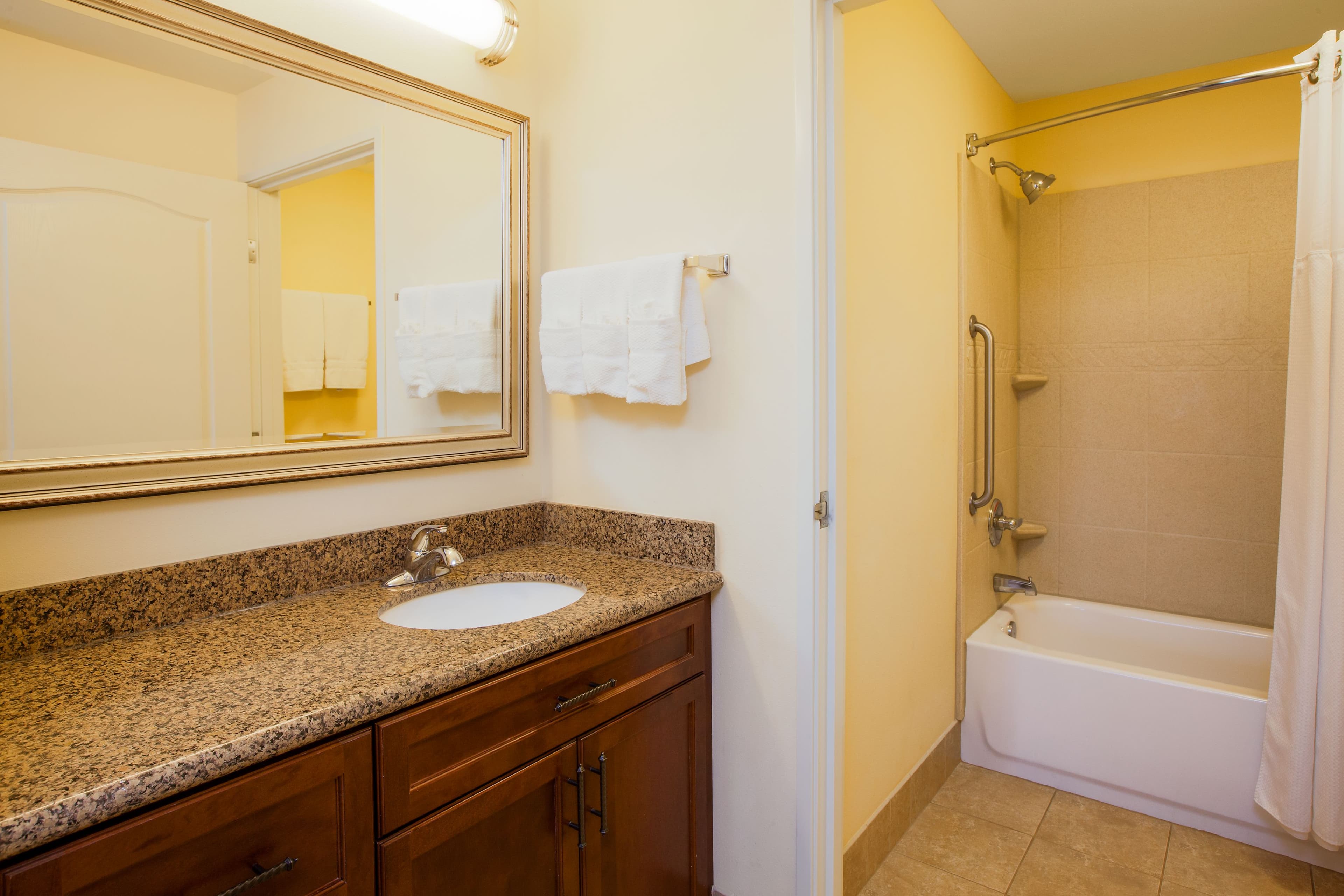 Staybridge Suites El Paso Airport Area - Image 3